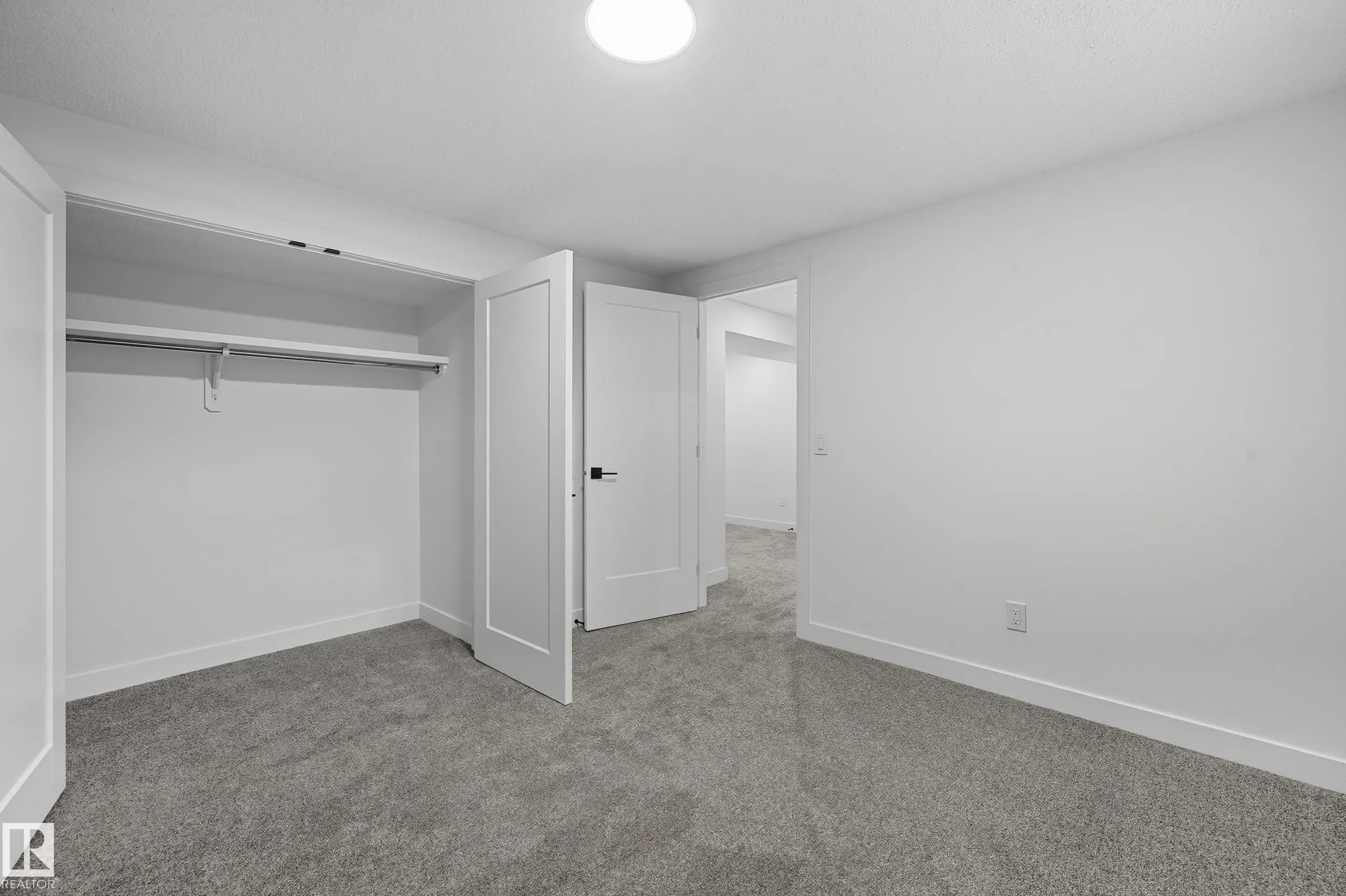 118 PRIMROSE GARDENS