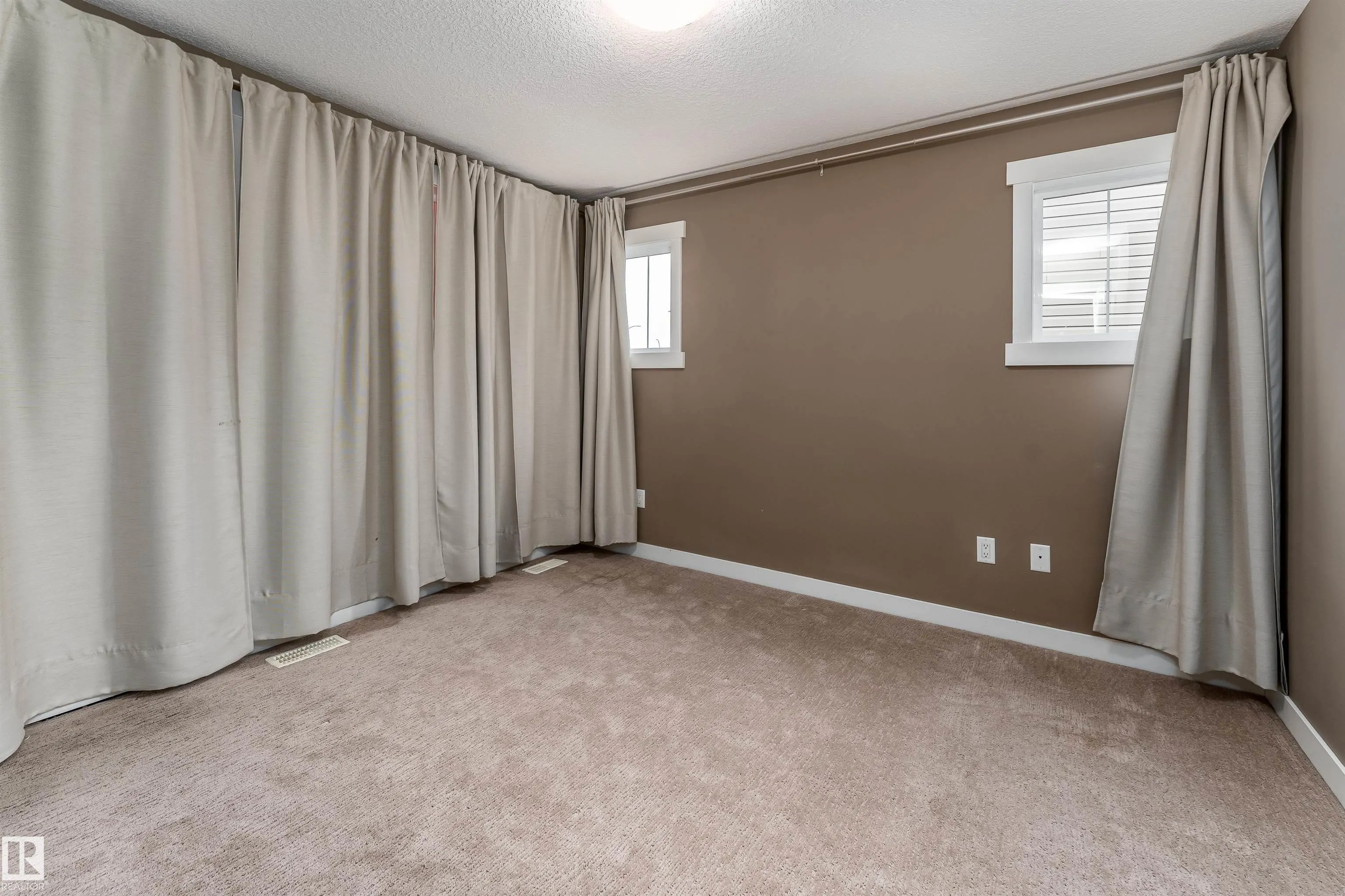401 SOUTHFORK Drive