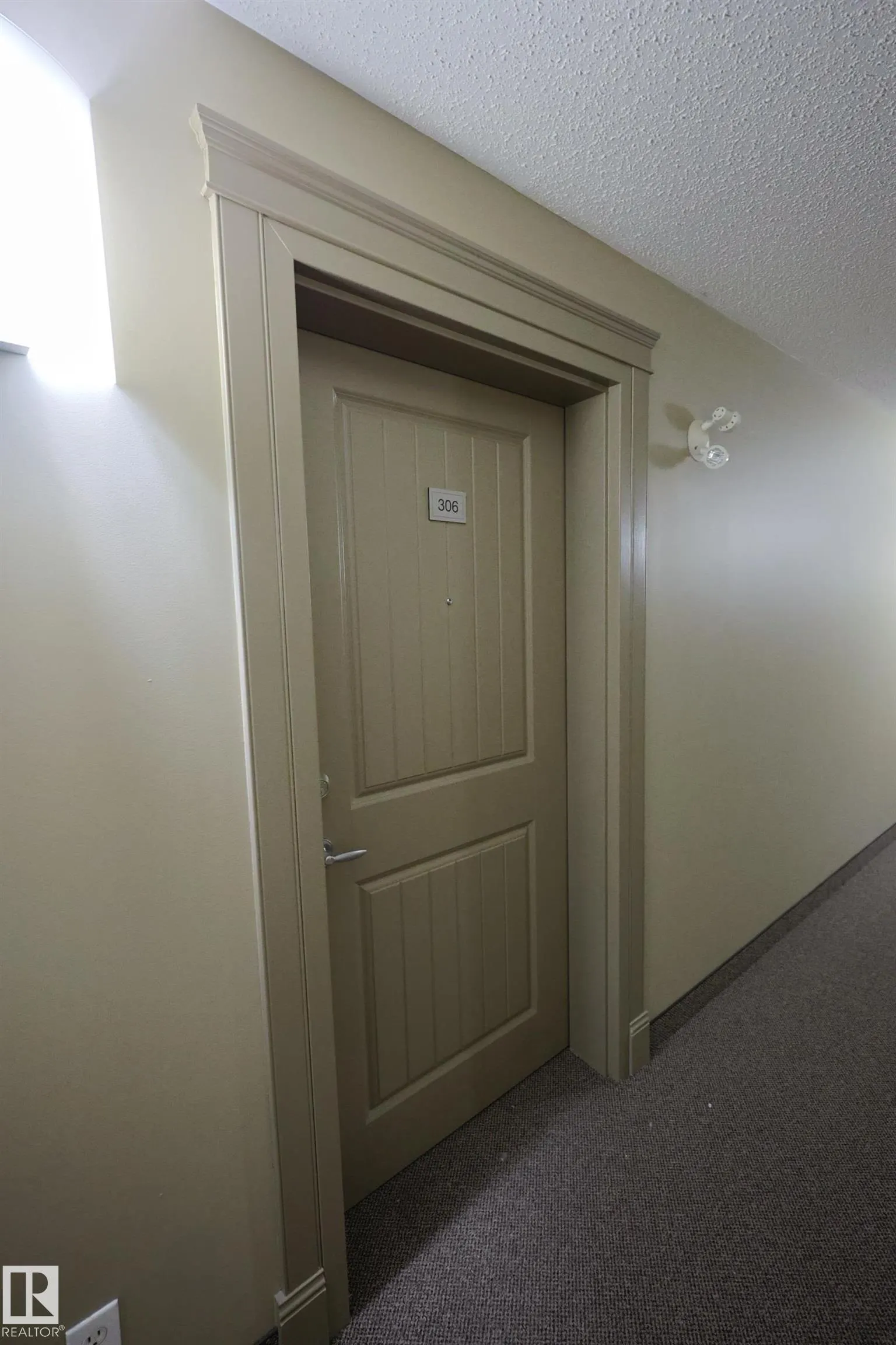 13908 136 Street