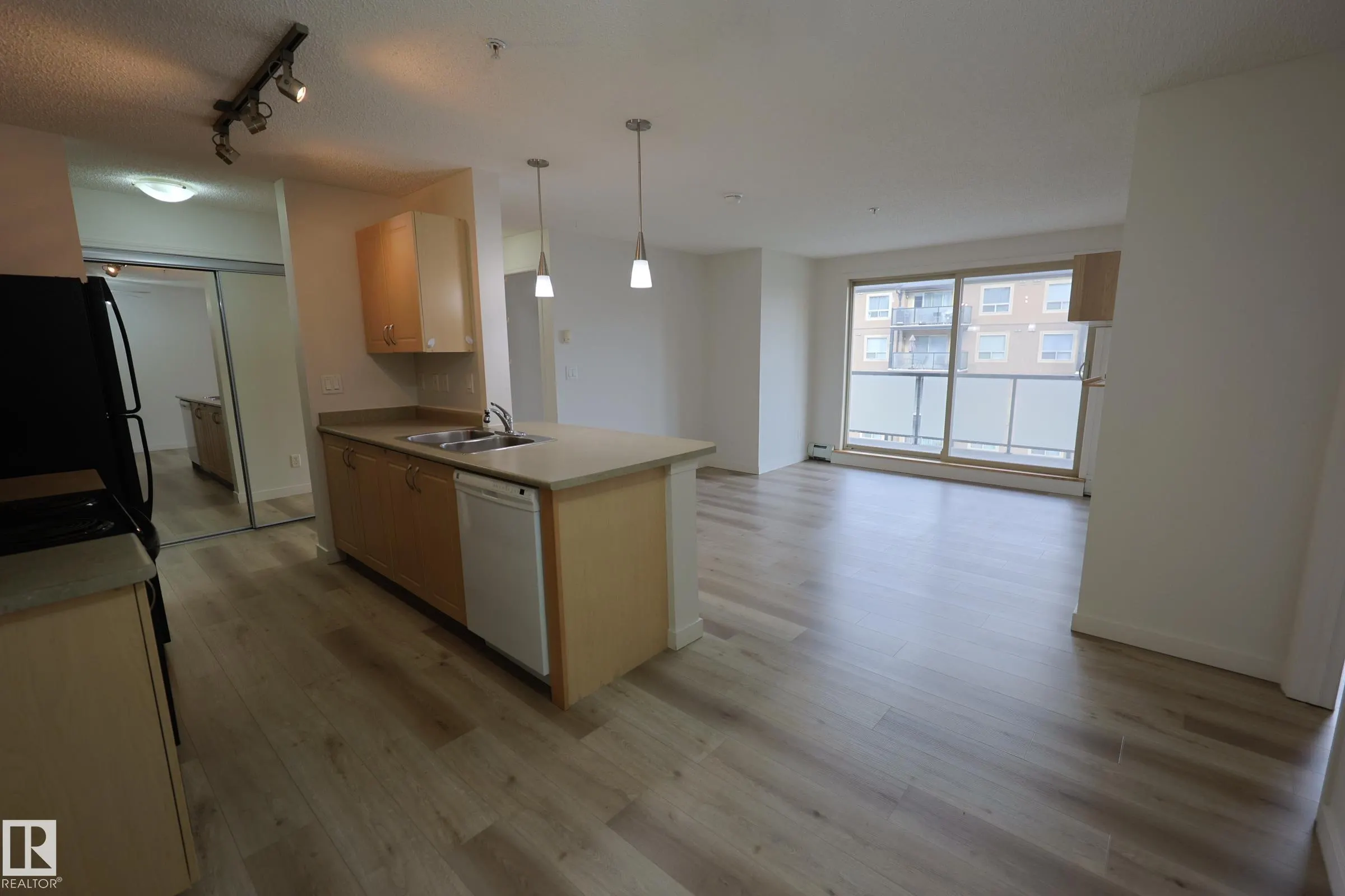 13908 136 Street