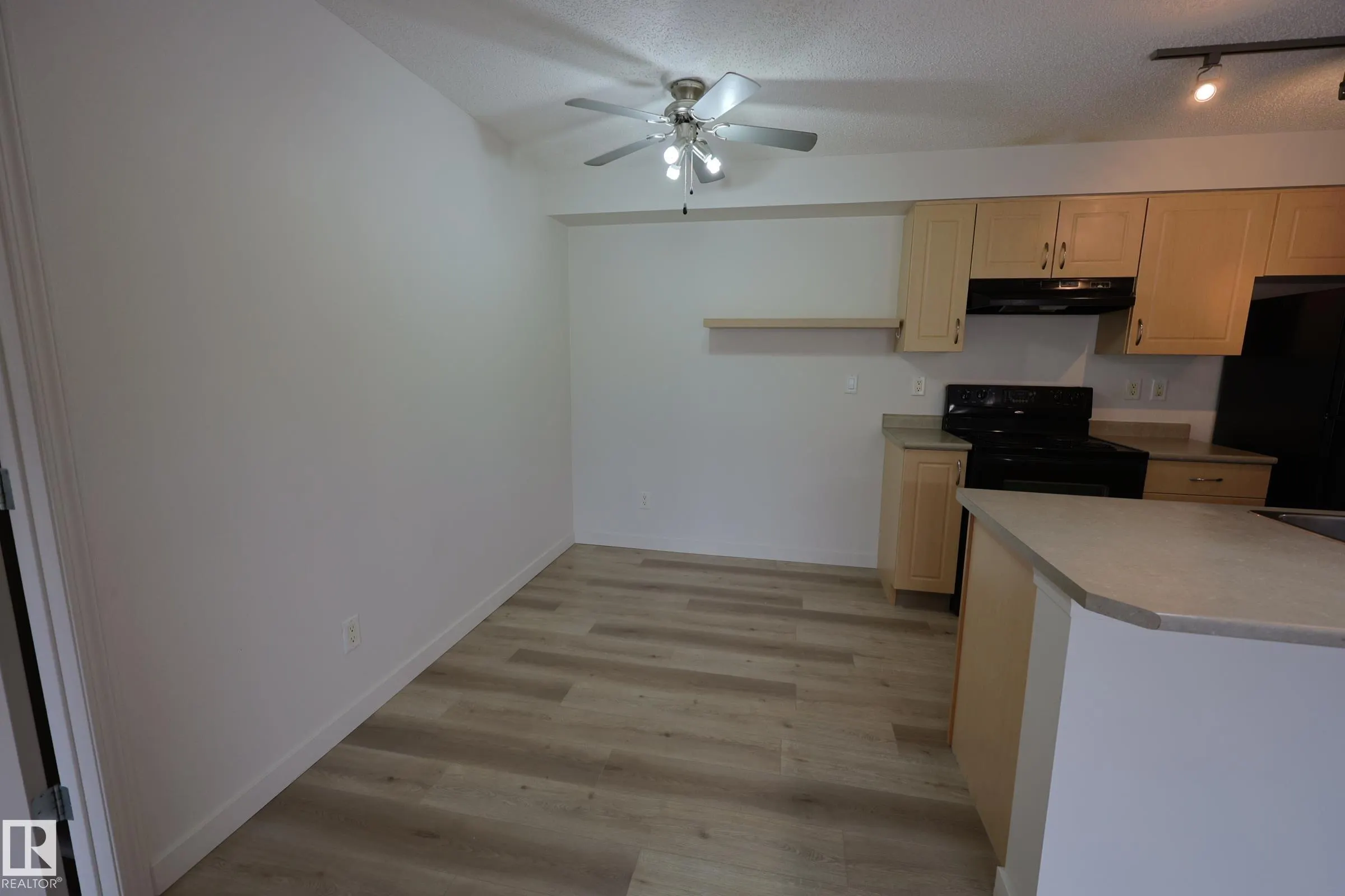 13908 136 Street