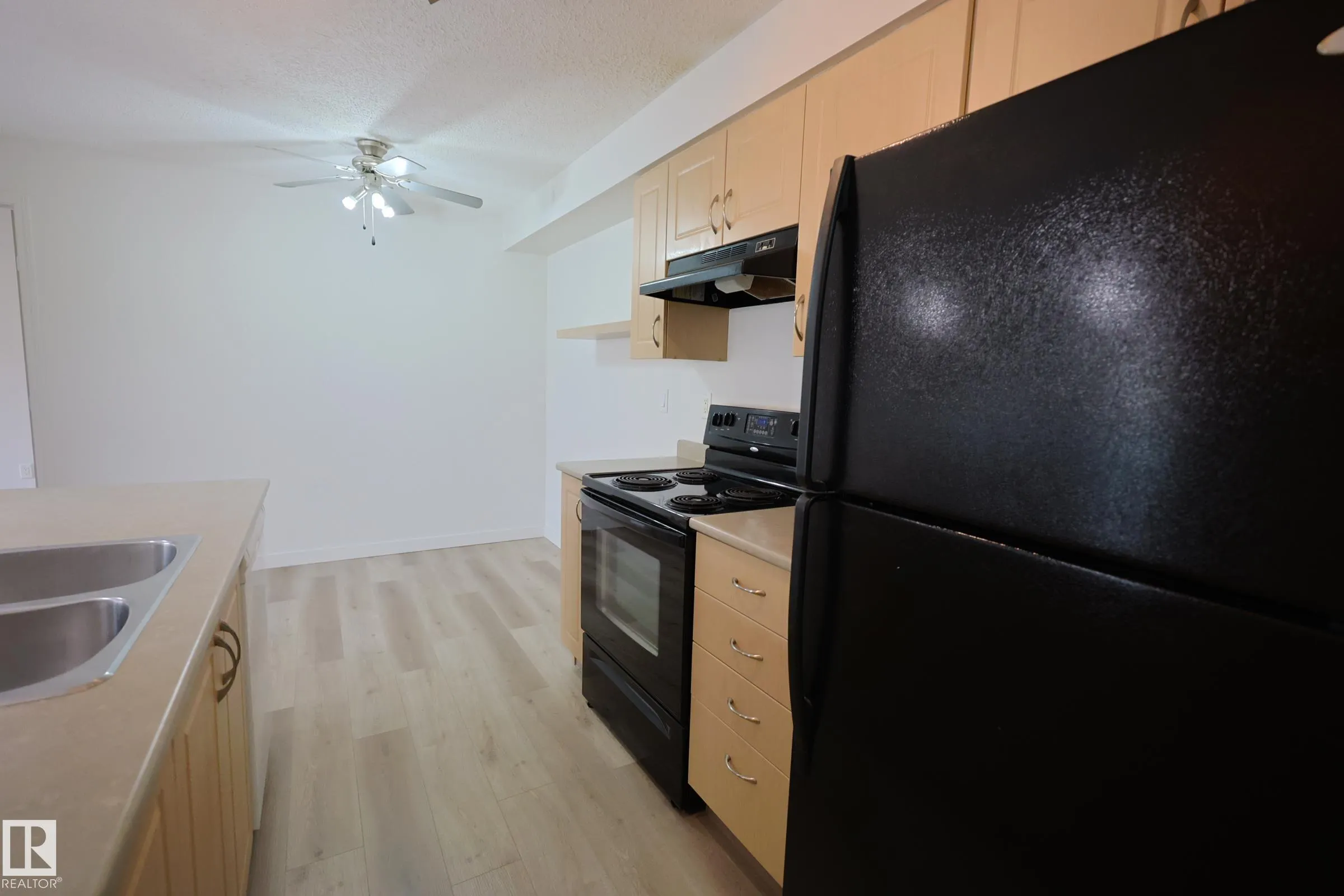 13908 136 Street
