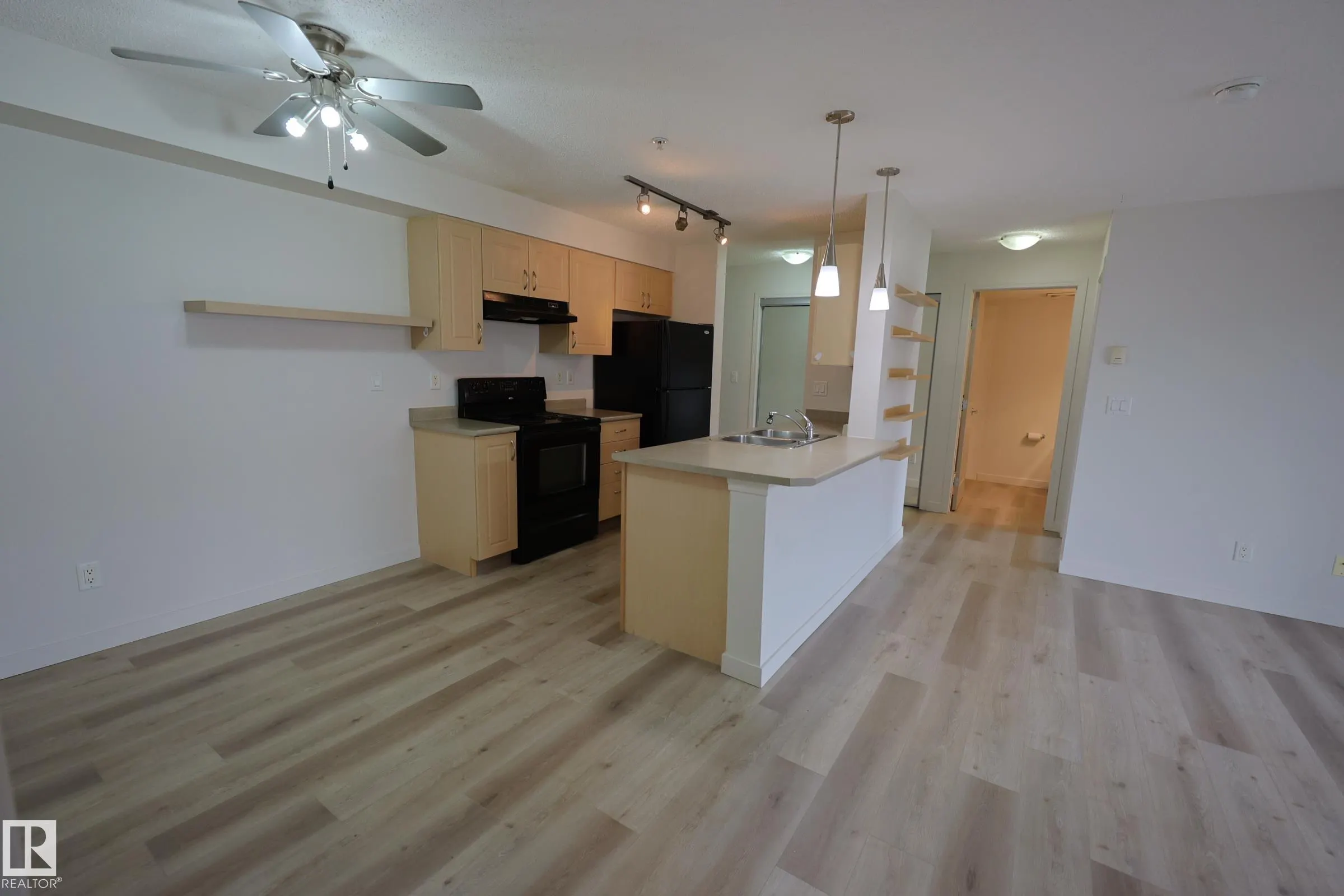 13908 136 Street