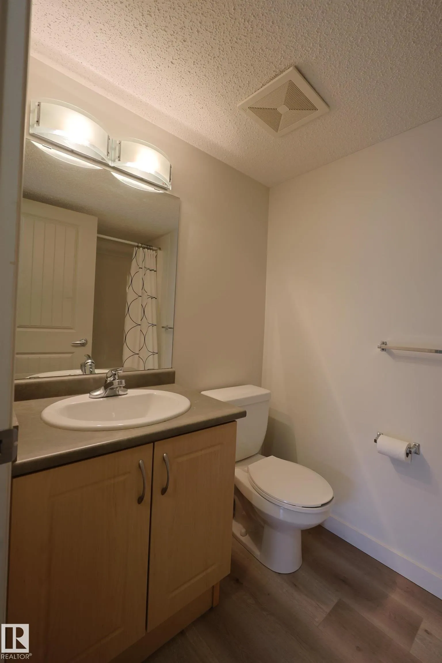 13908 136 Street
