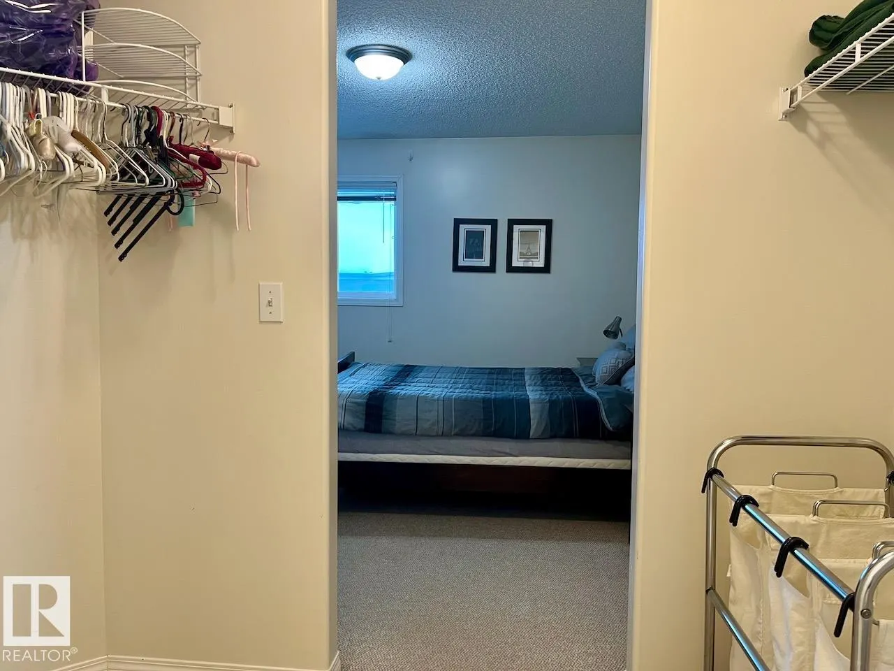 9932 100 Avenue