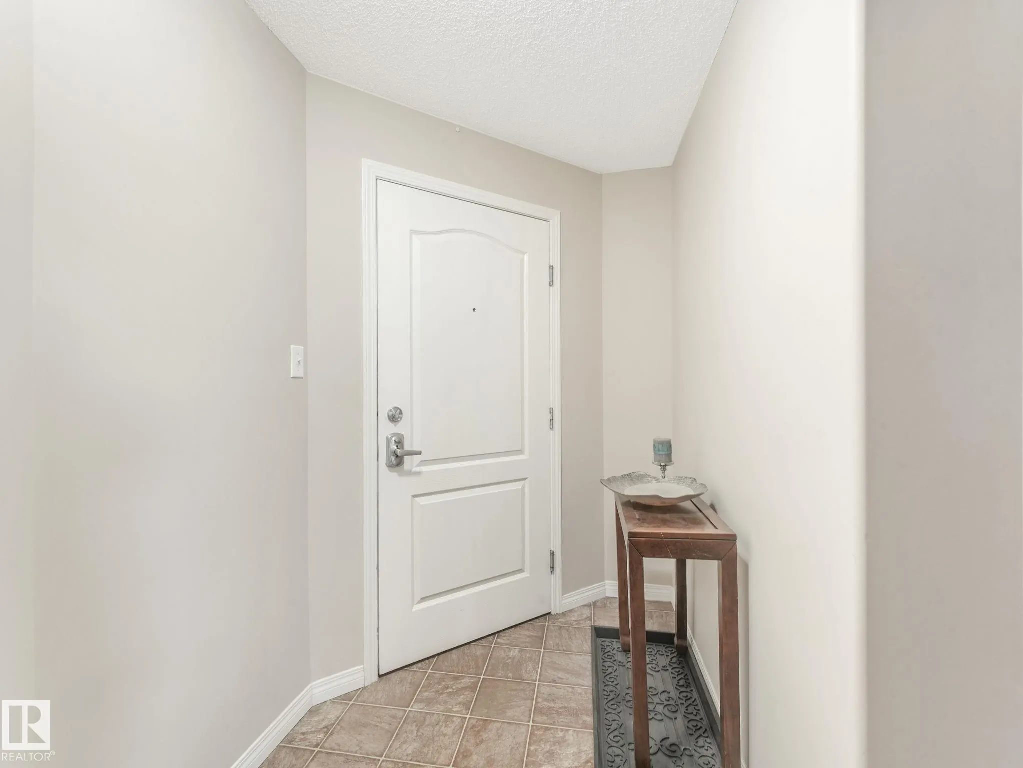 1520 HAMMOND Gate