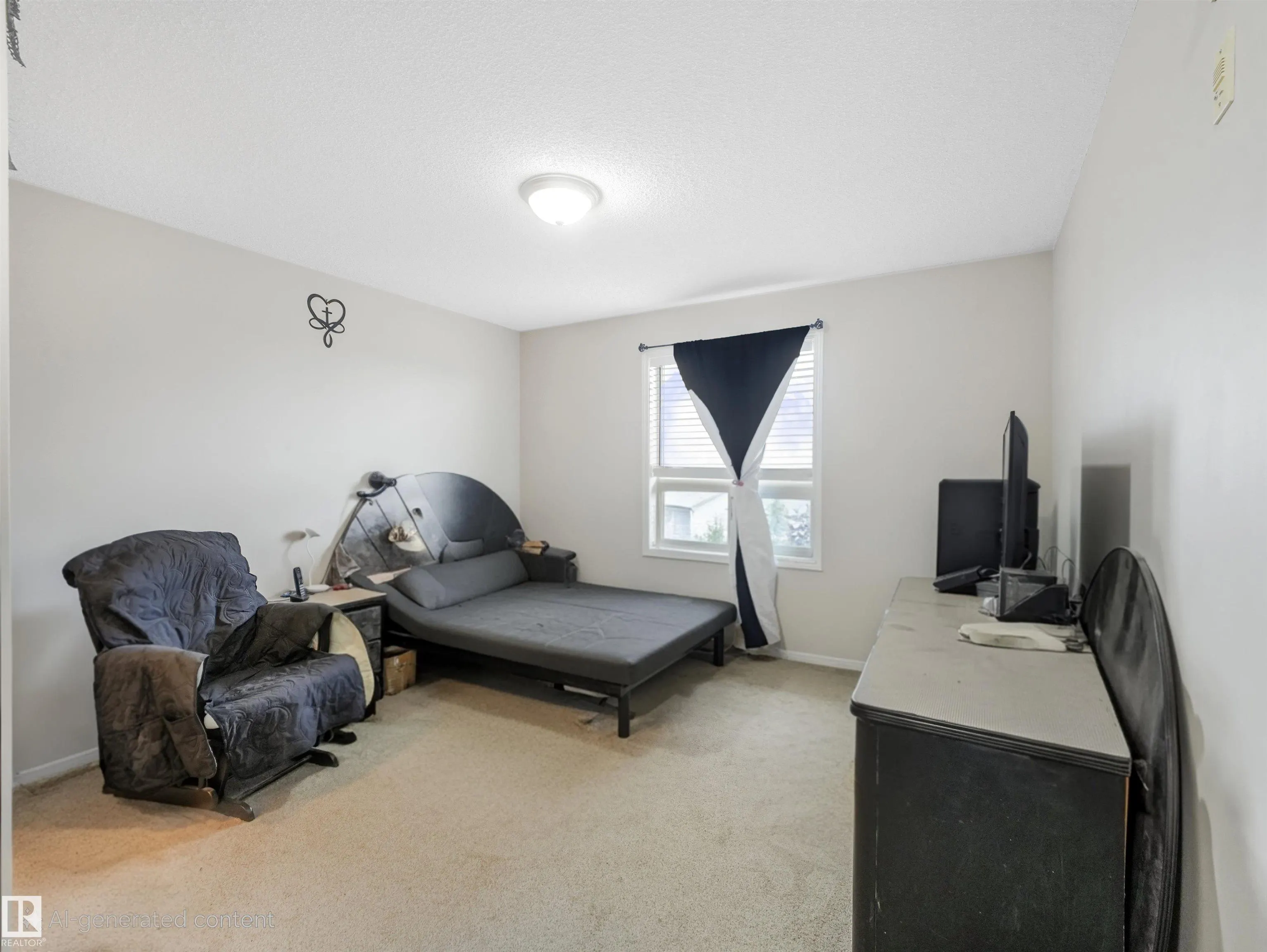 1520 HAMMOND Gate
