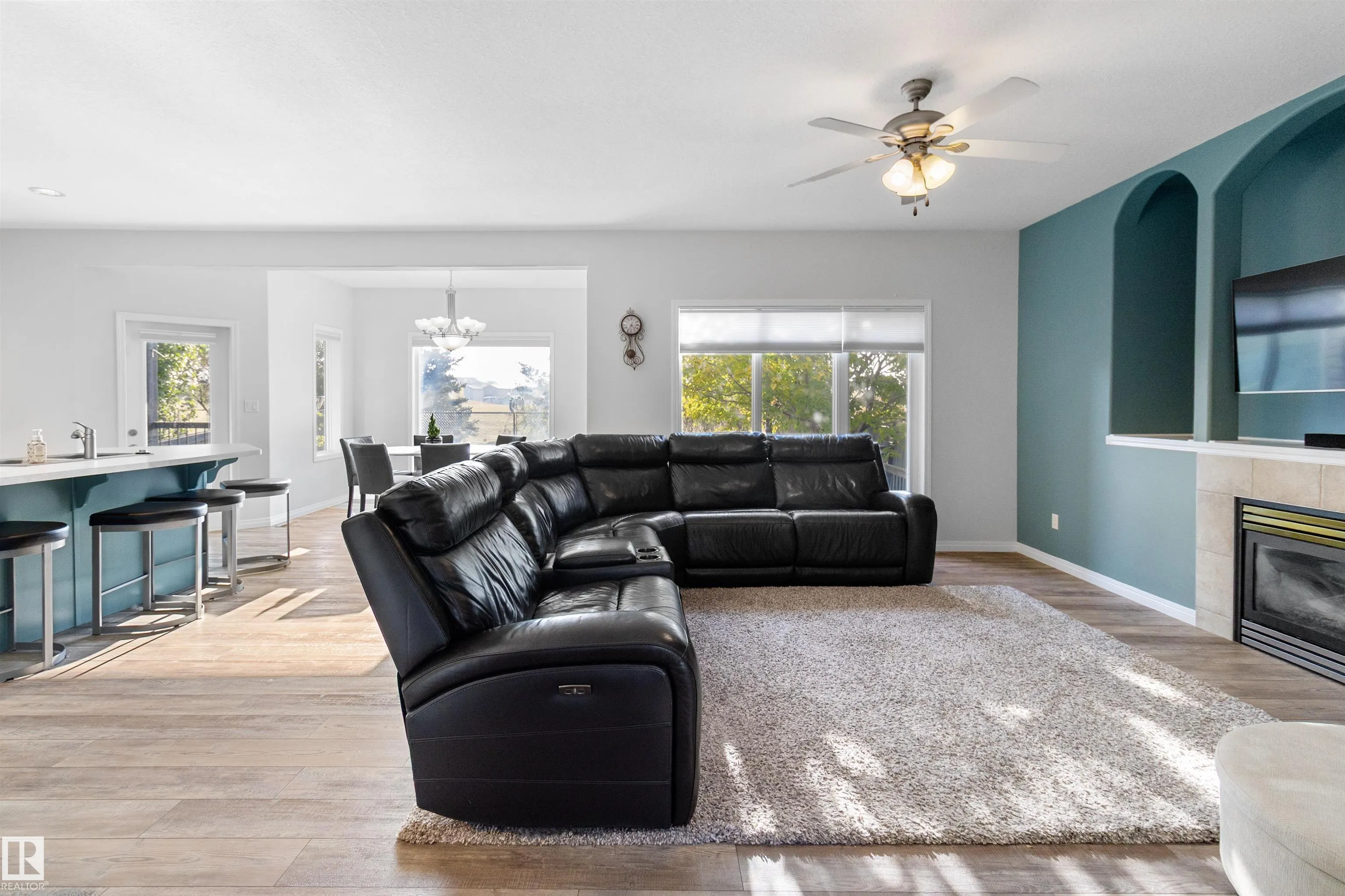 30 BIRCHMONT Drive
