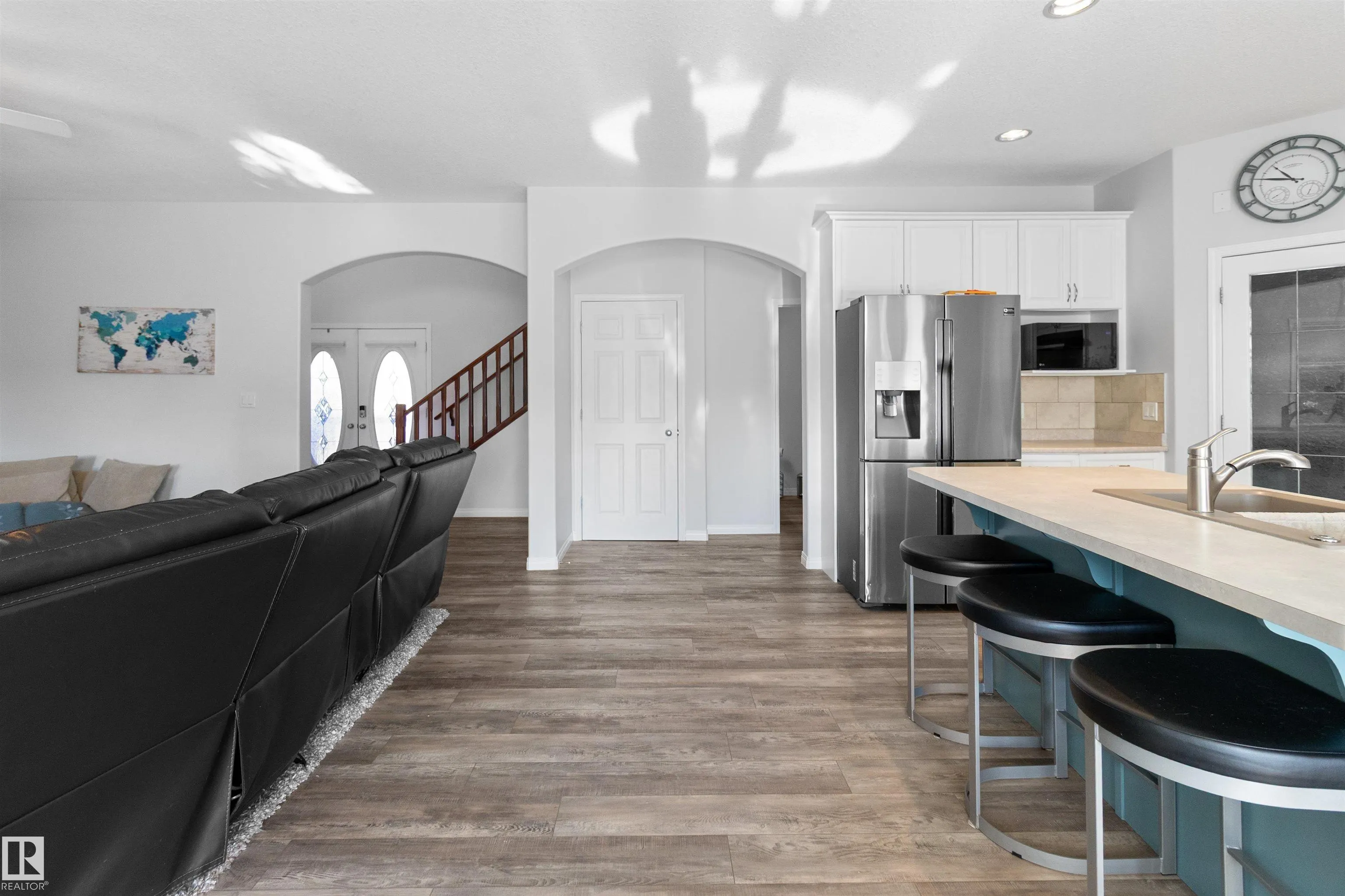 30 BIRCHMONT Drive