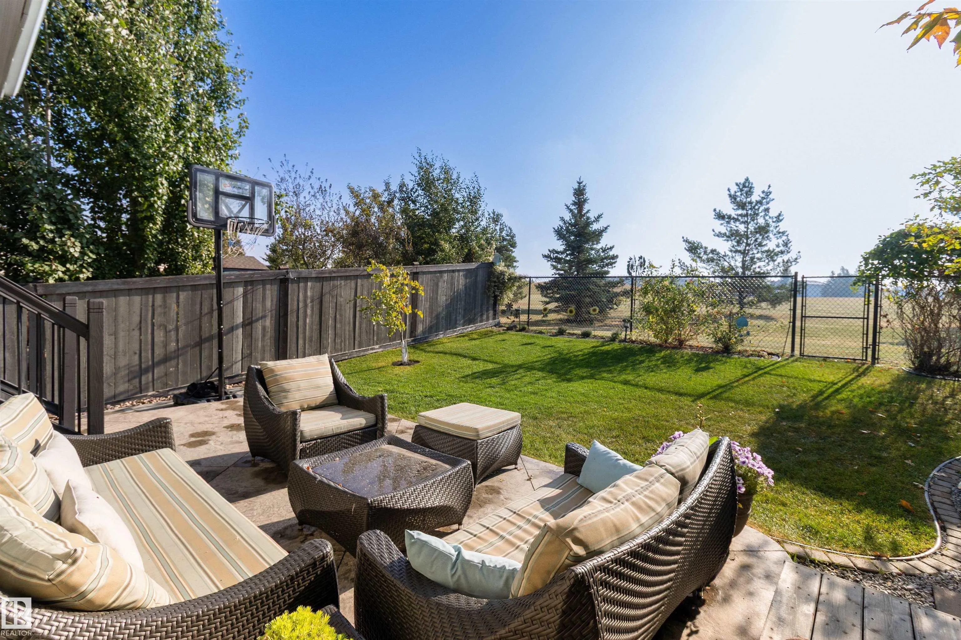 30 BIRCHMONT Drive