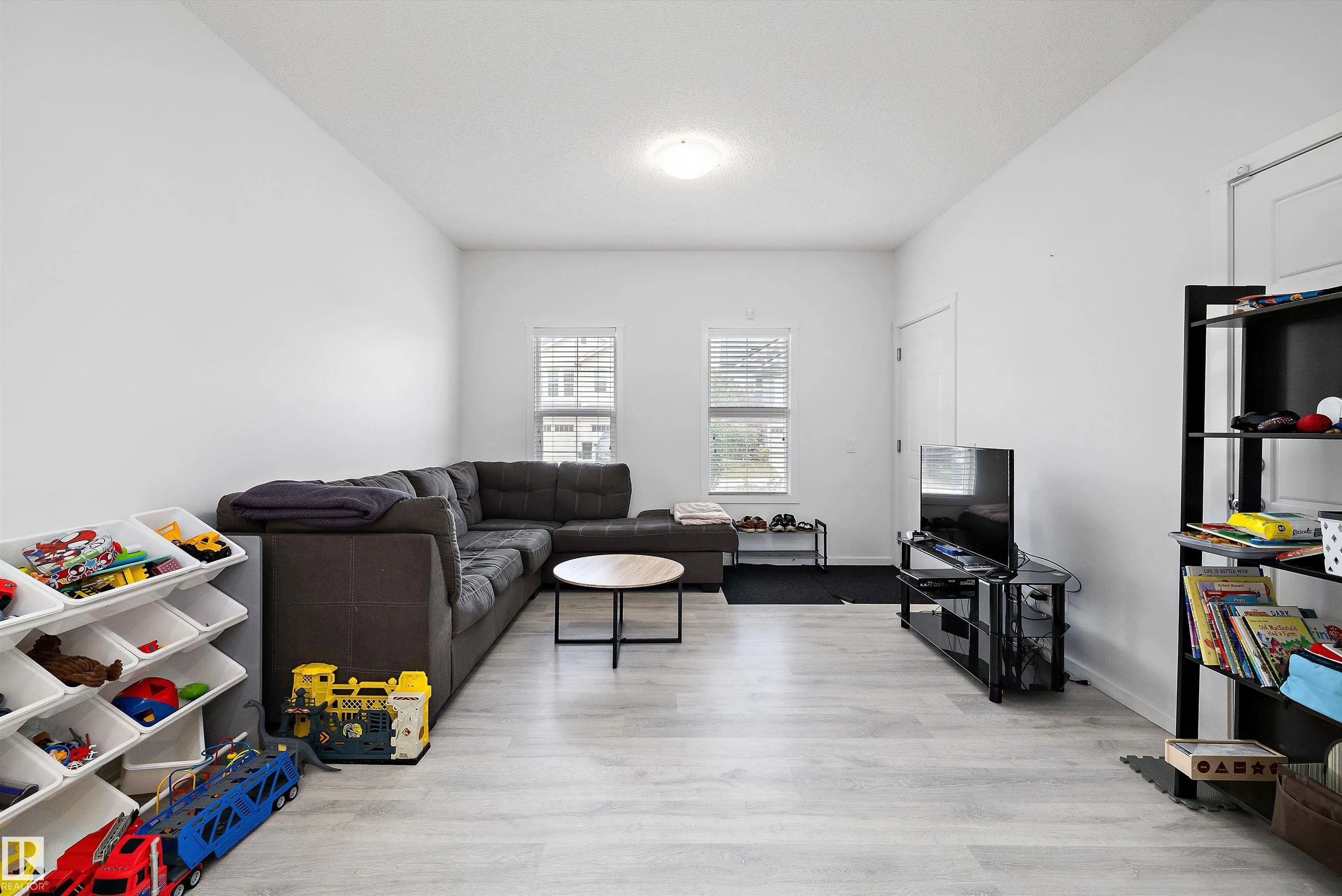 4317 Cooke Lane