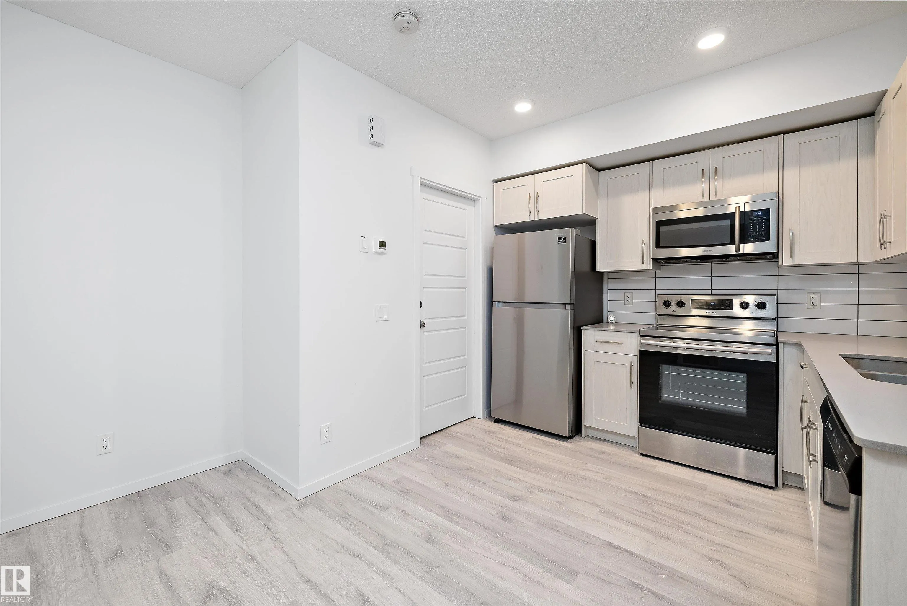 4317 Cooke Lane