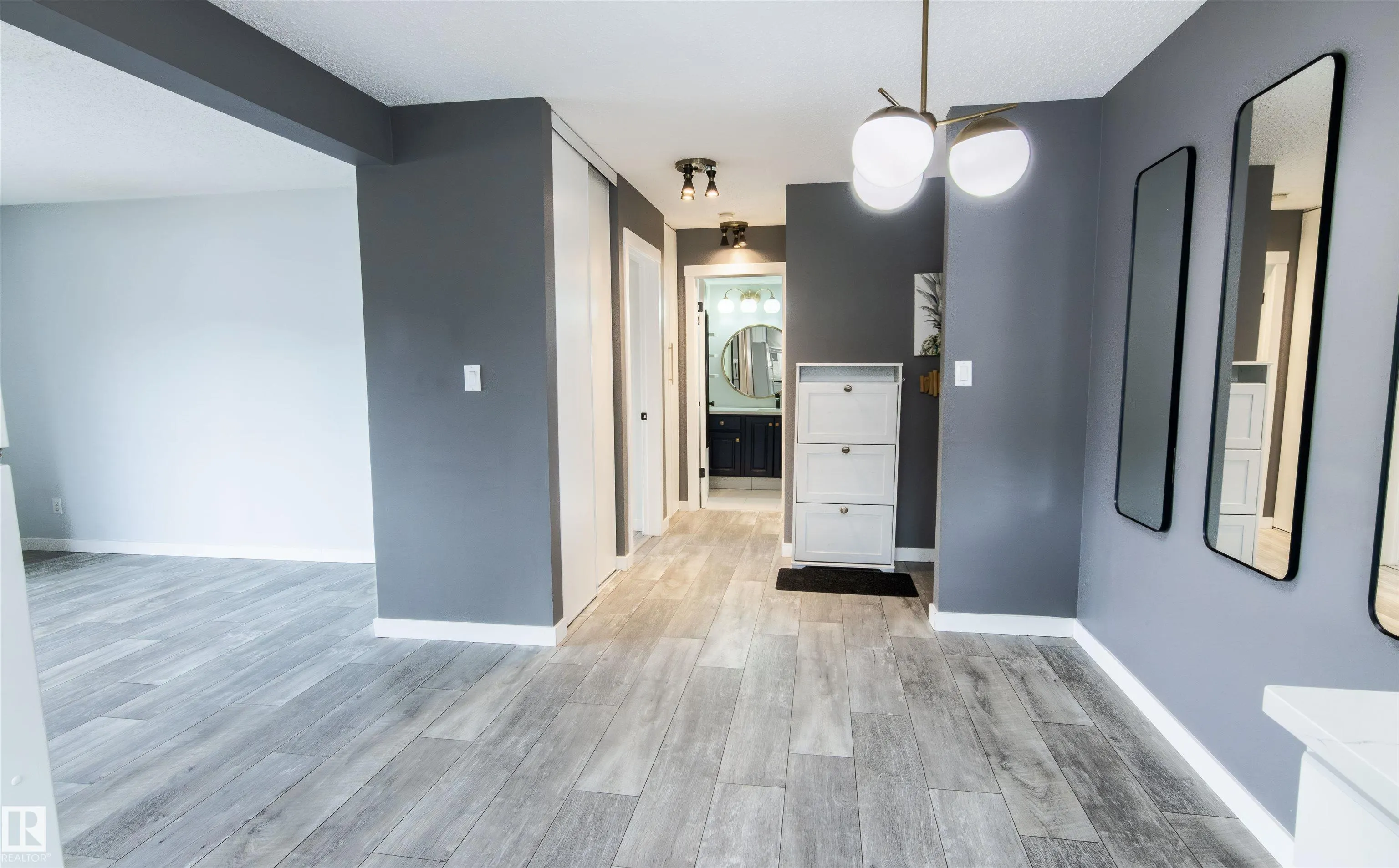 10208 113 Street