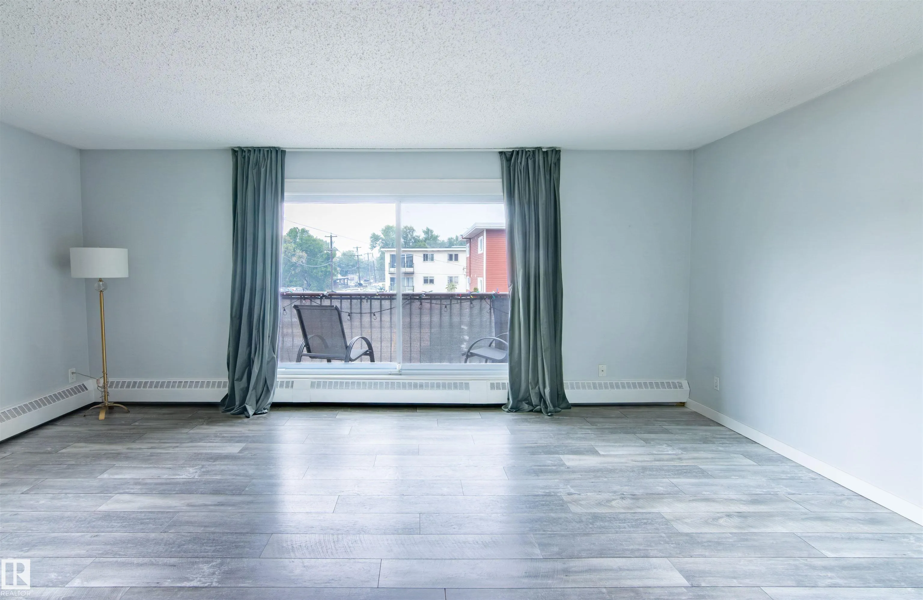 10208 113 Street