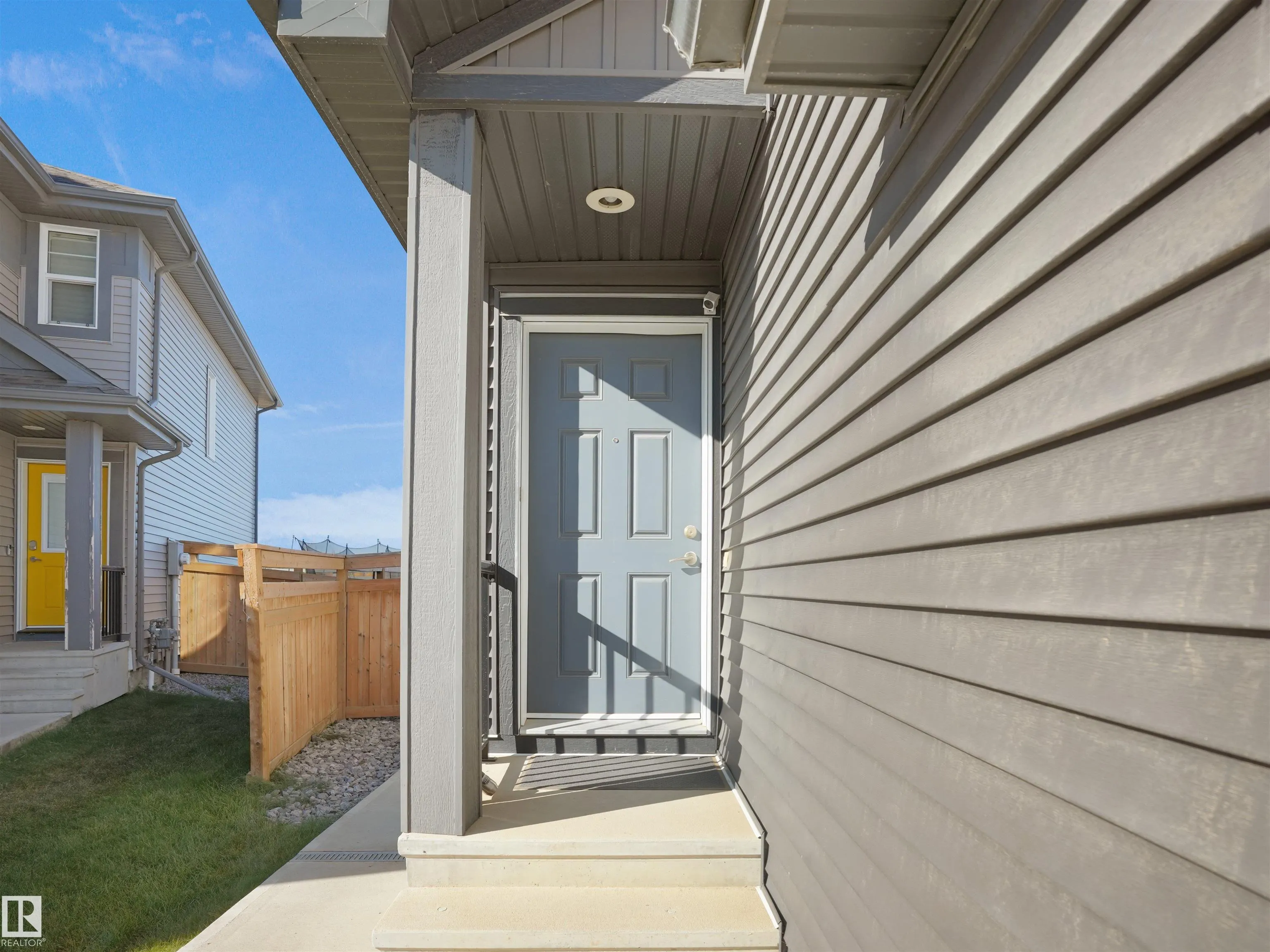 2889 DUKE Crescent