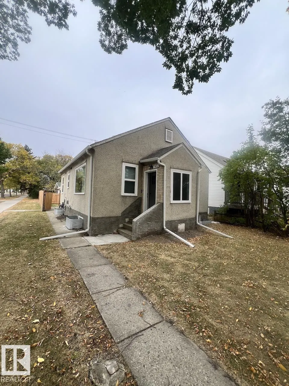 11902 90 Street