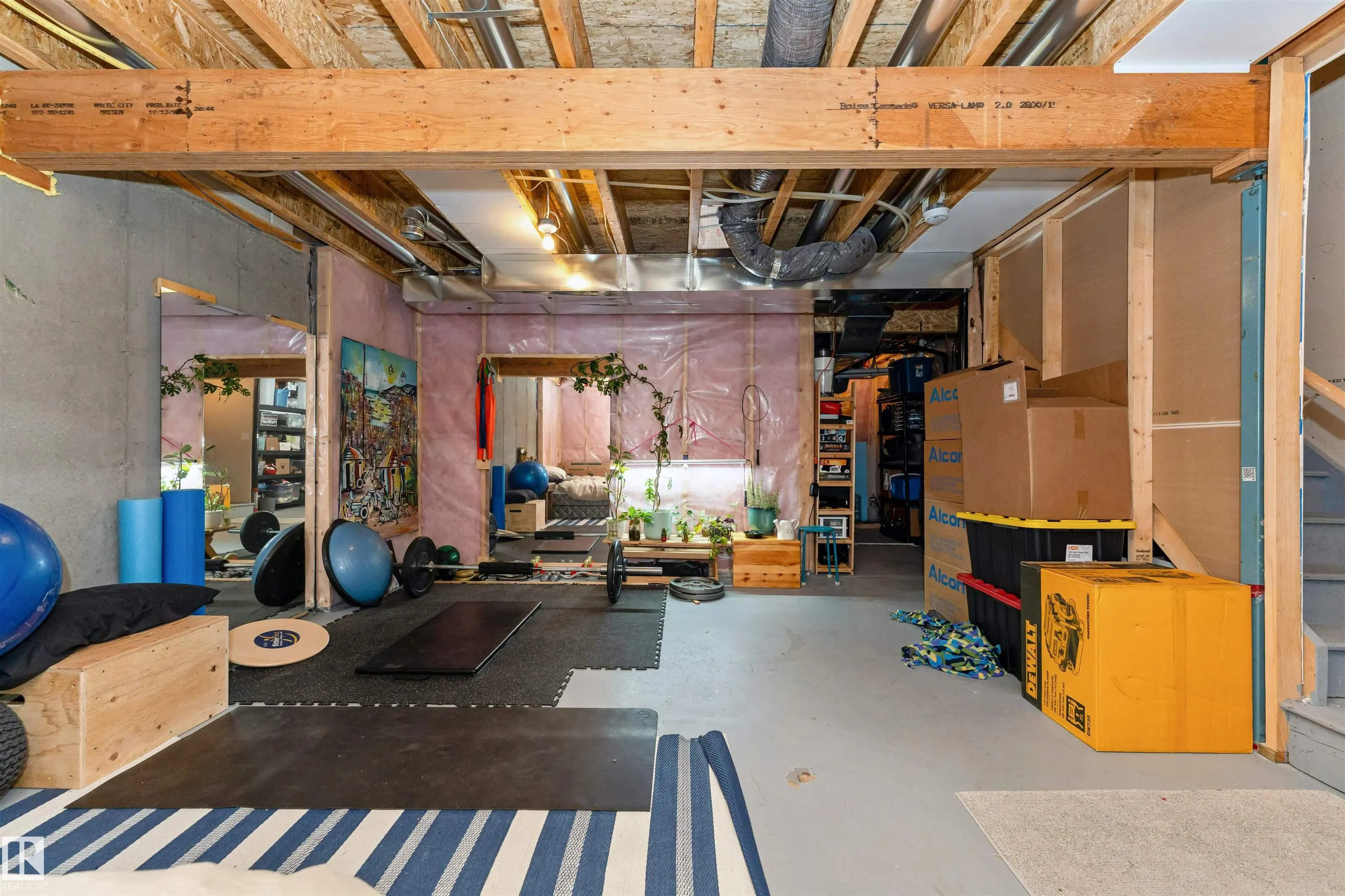 4208 204 St