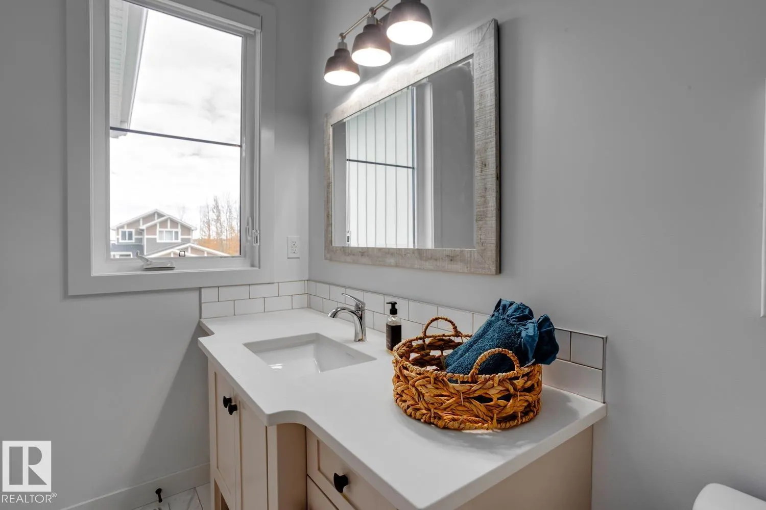 3410 STE. ANNE Trail