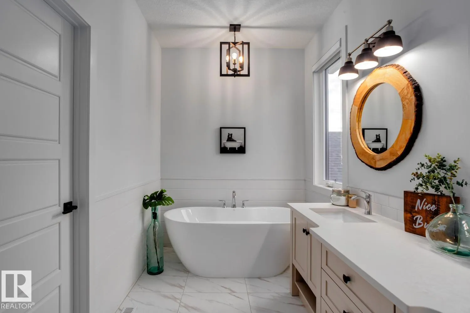 3410 STE. ANNE Trail