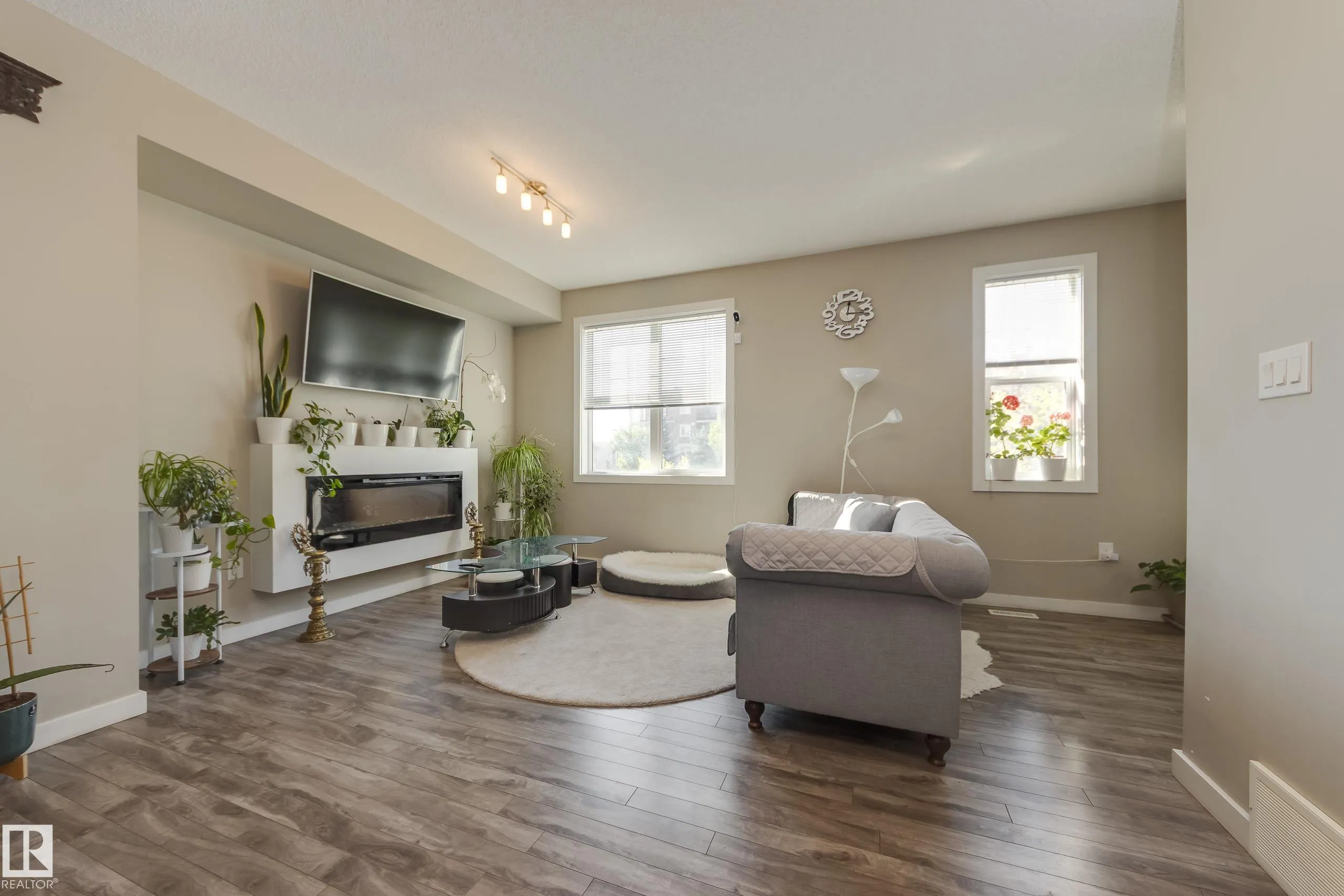 2803 JAMES MOWATT Trail