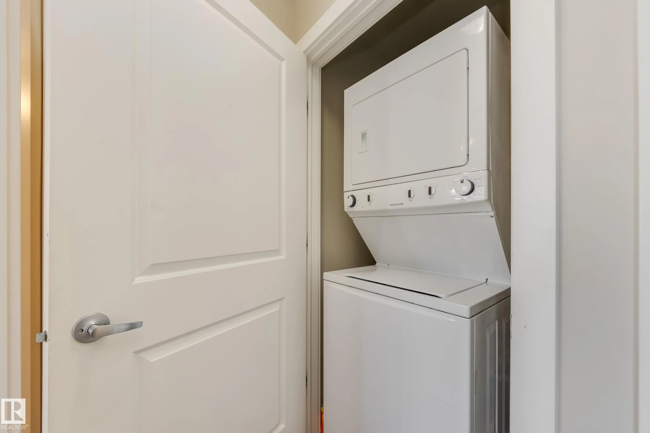 2803 JAMES MOWATT Trail