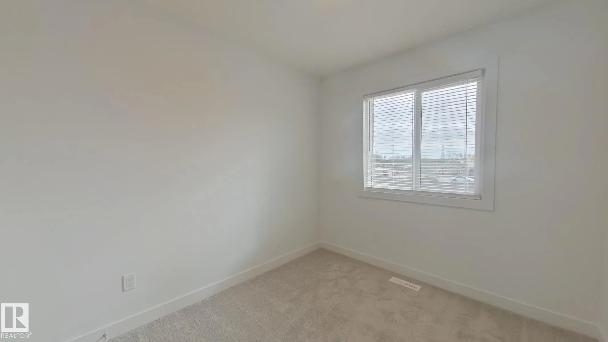 1037 Aster Boulevard