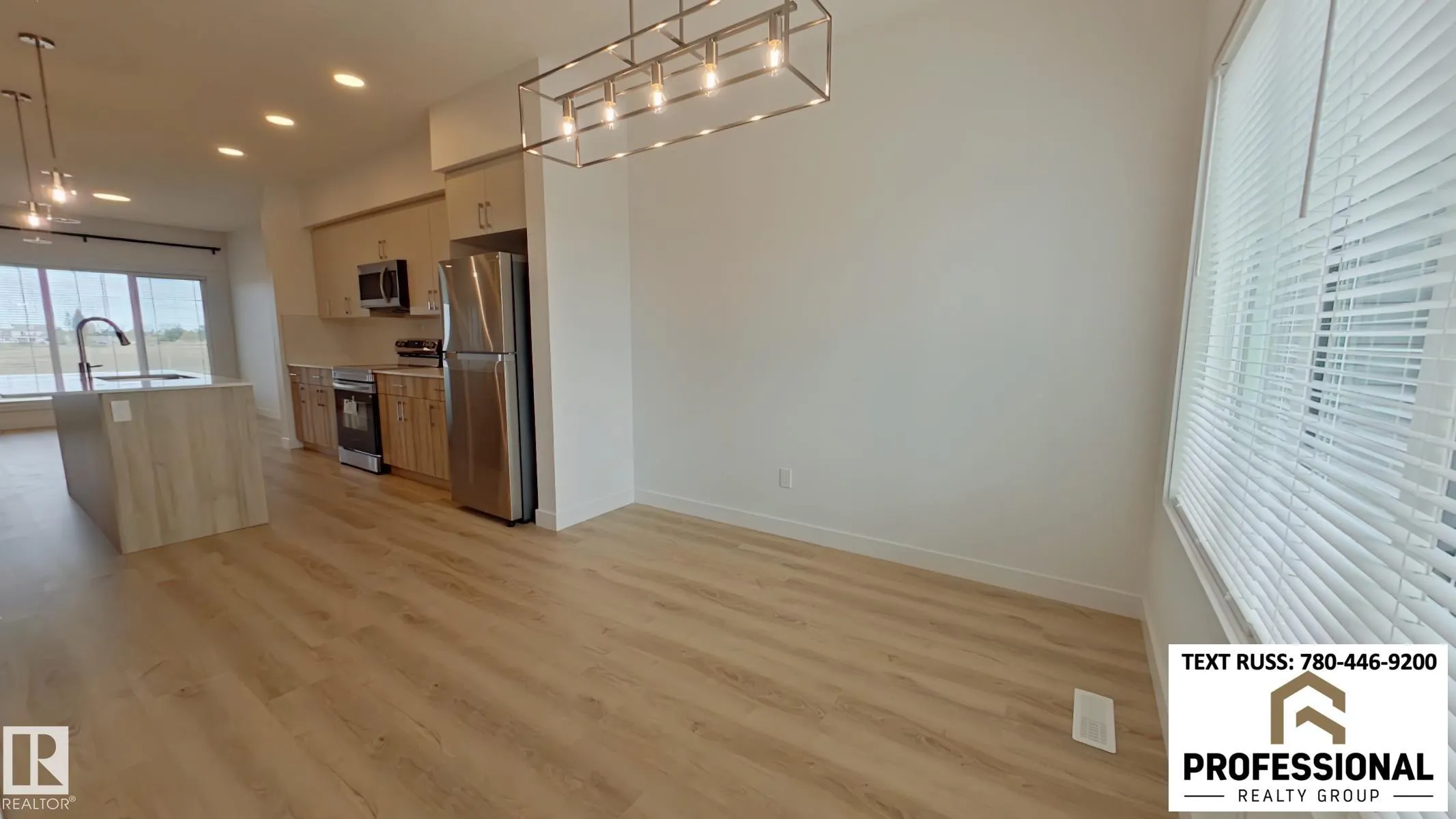 1037 Aster Boulevard