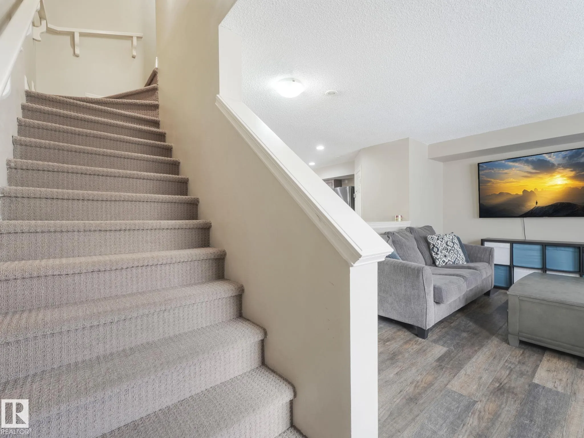 655 TAMARACK Road