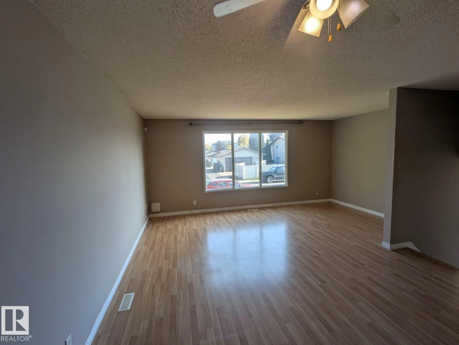 14610 30 Street