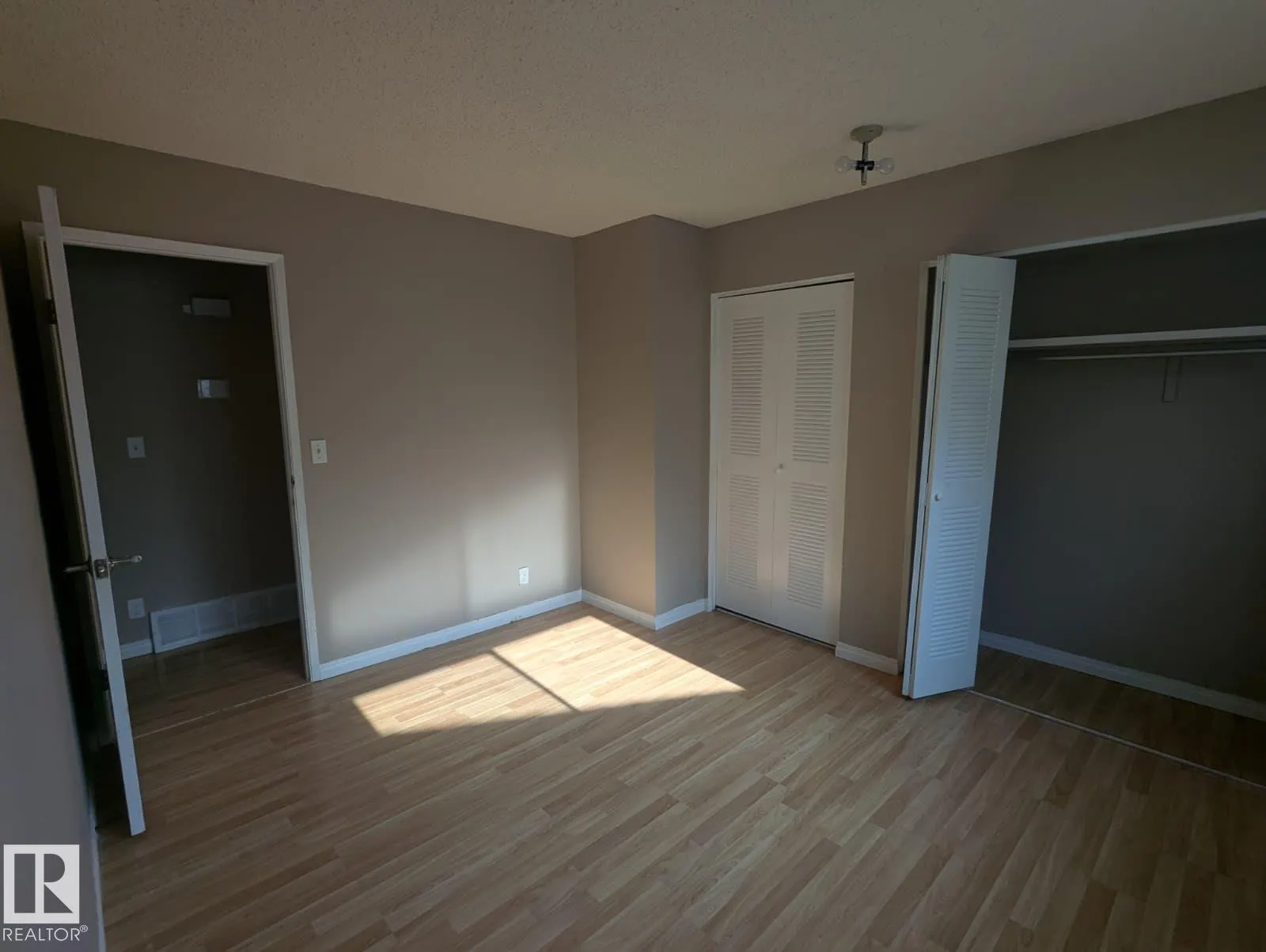 14610 30 Street
