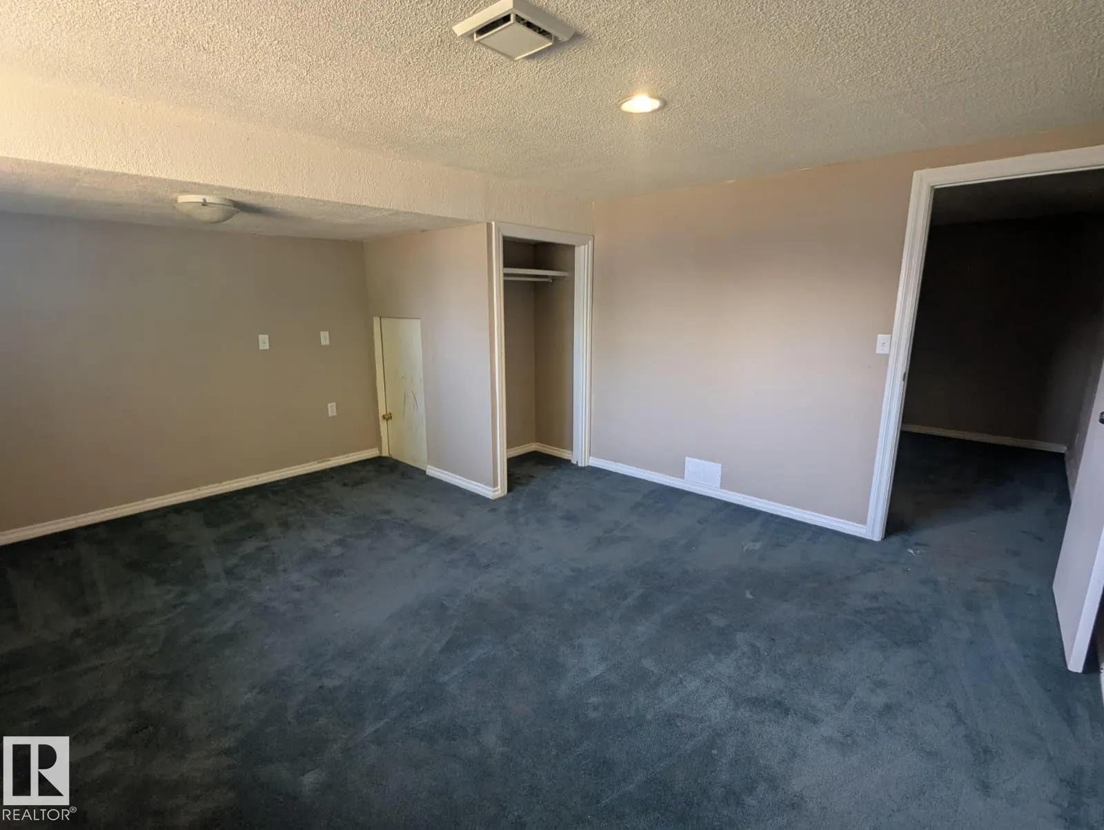 14610 30 Street