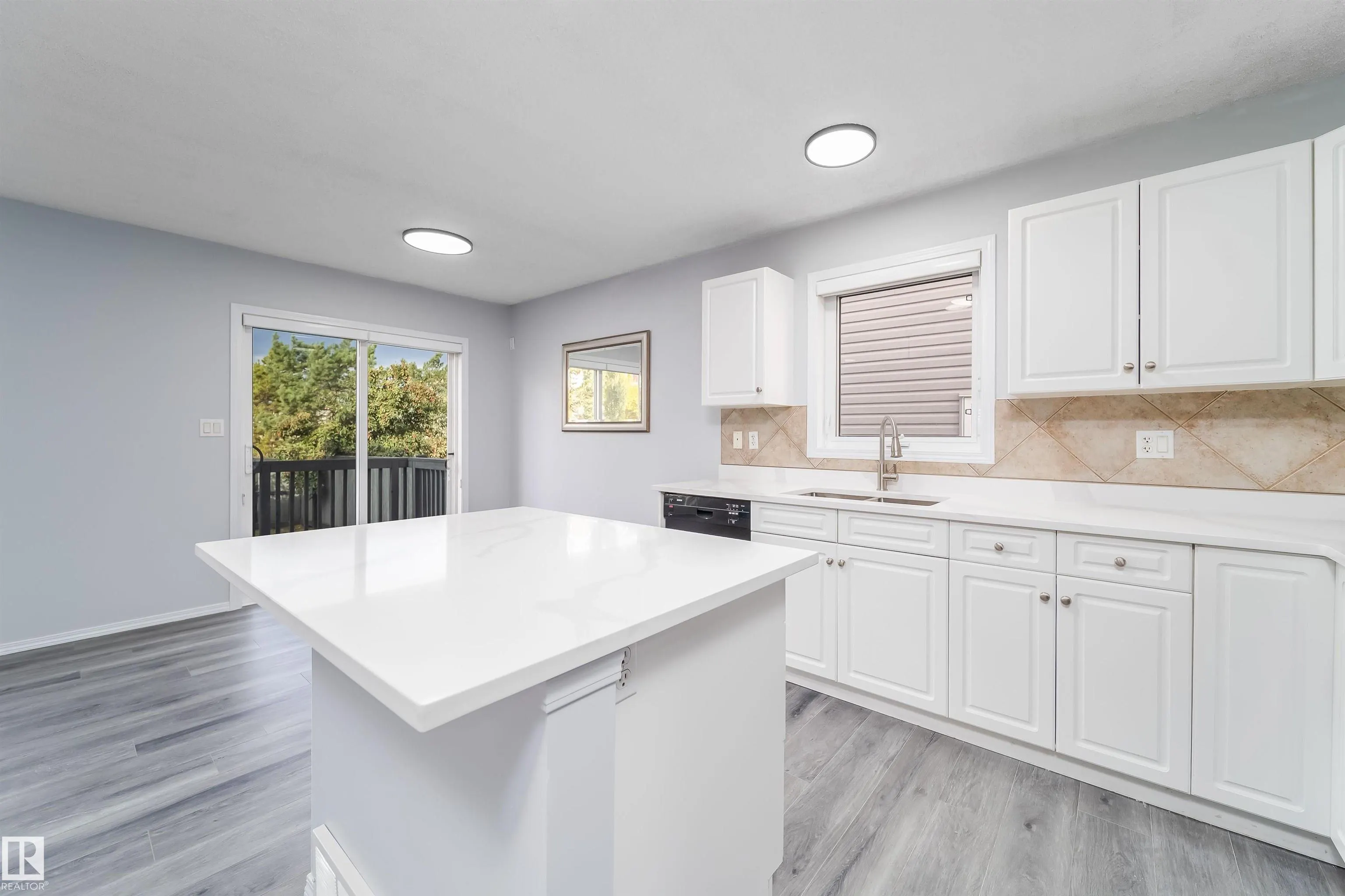 120 MAGRATH Road