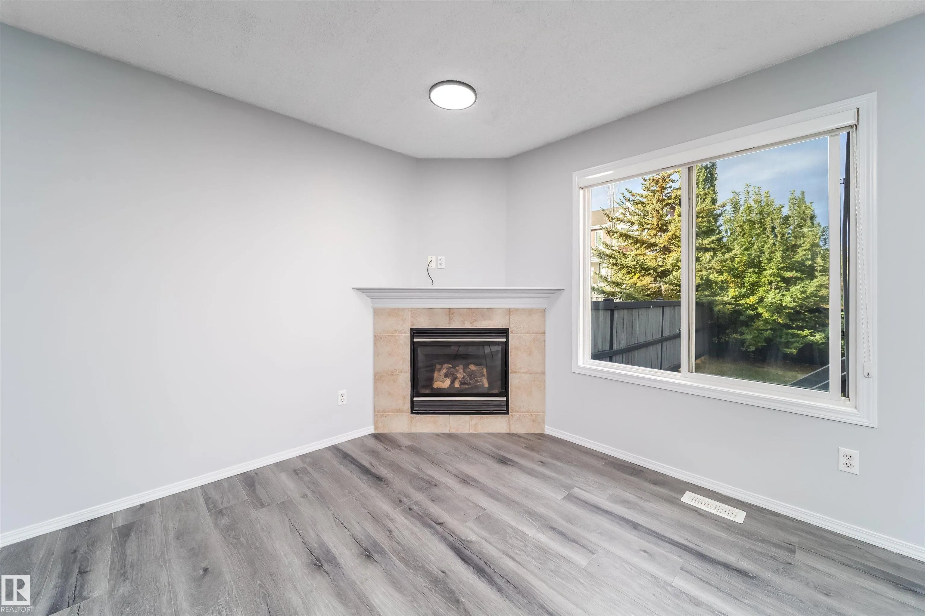 120 MAGRATH Road