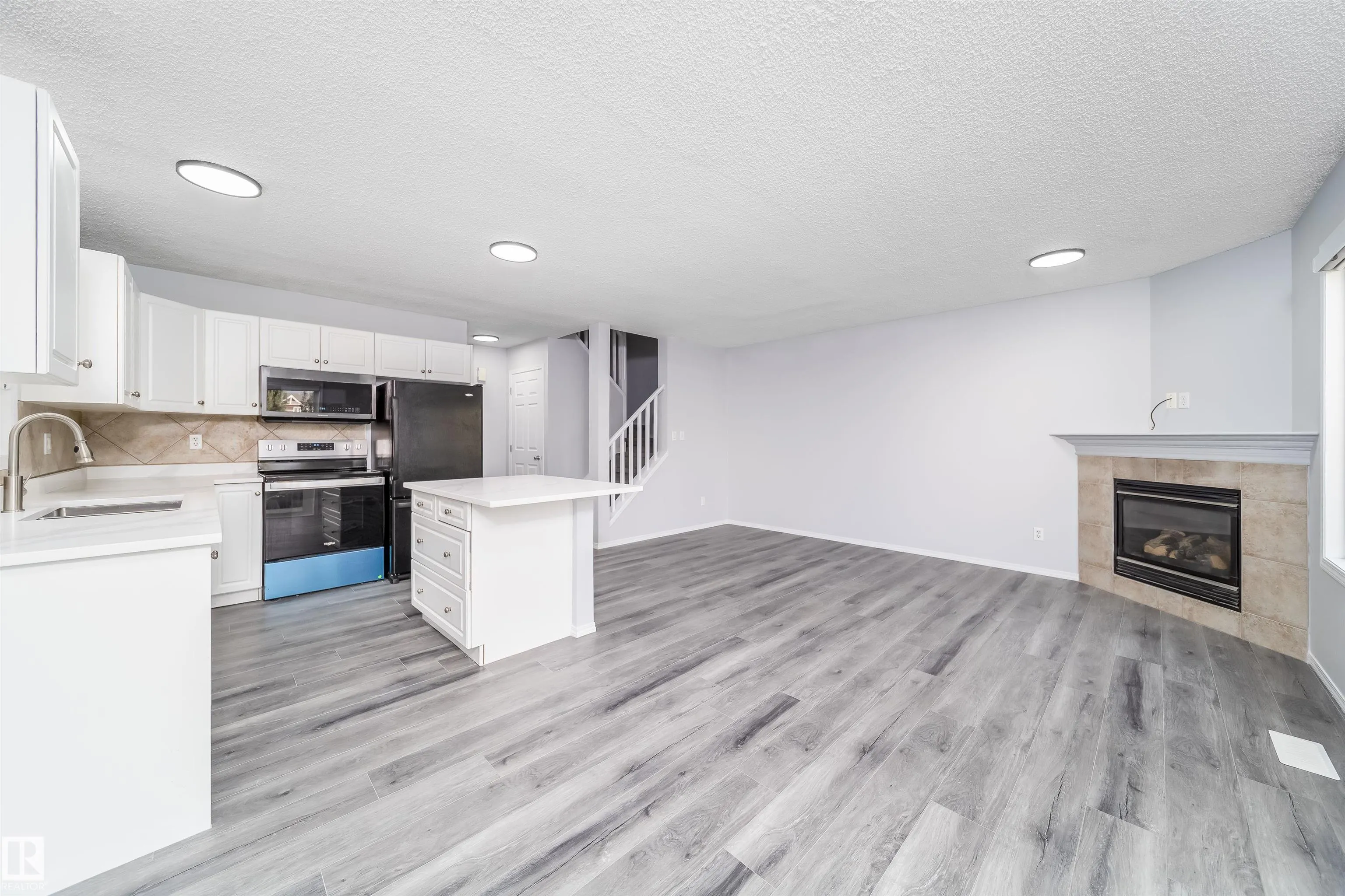 120 MAGRATH Road