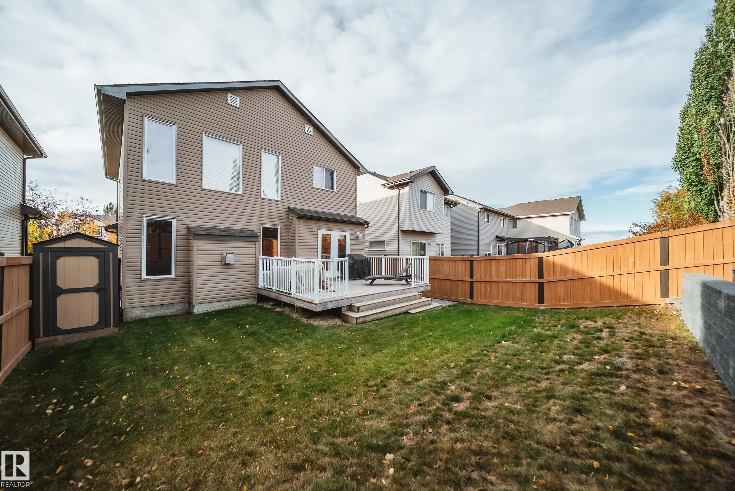 15 NORWOOD Close