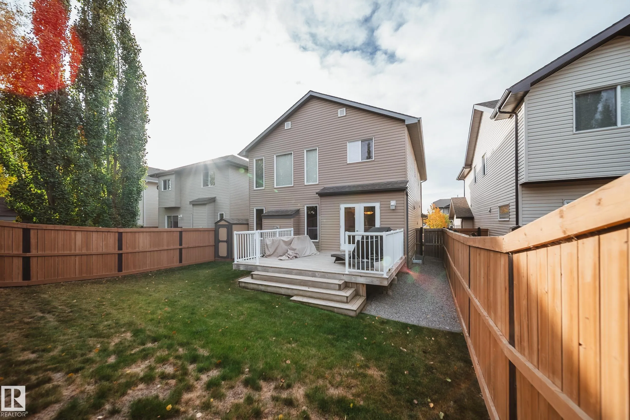 15 NORWOOD Close