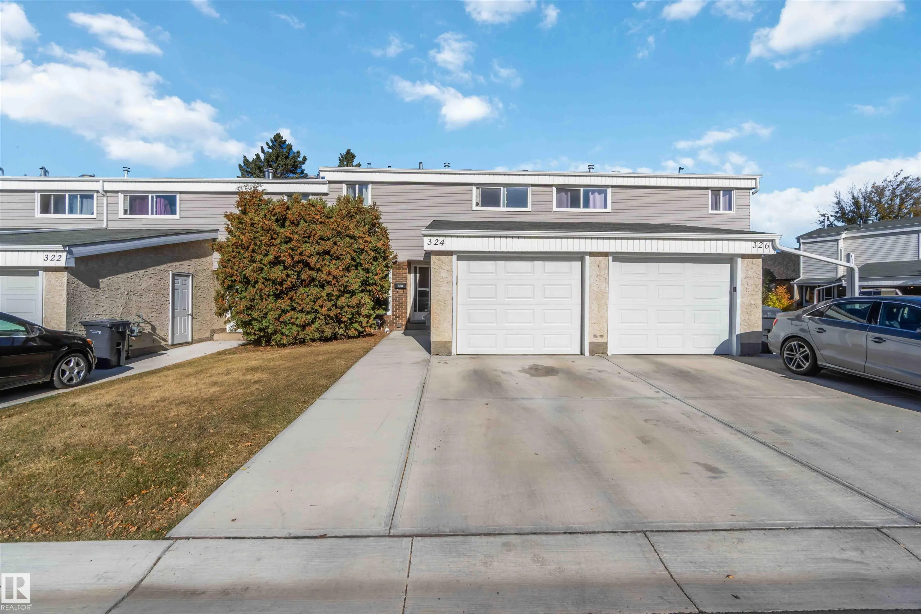 324 GRANDIN Village