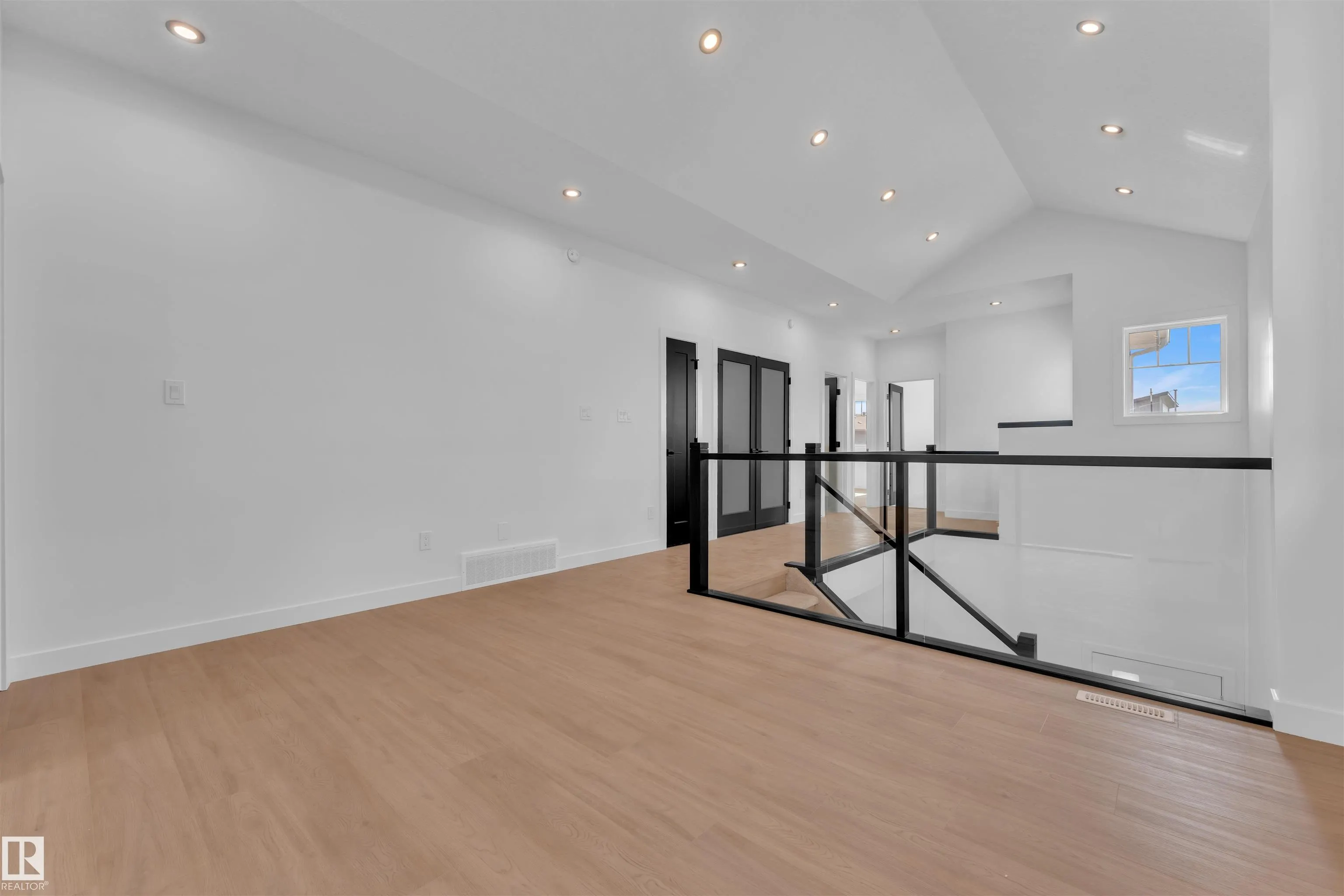 29 Eldridge Point(e)
