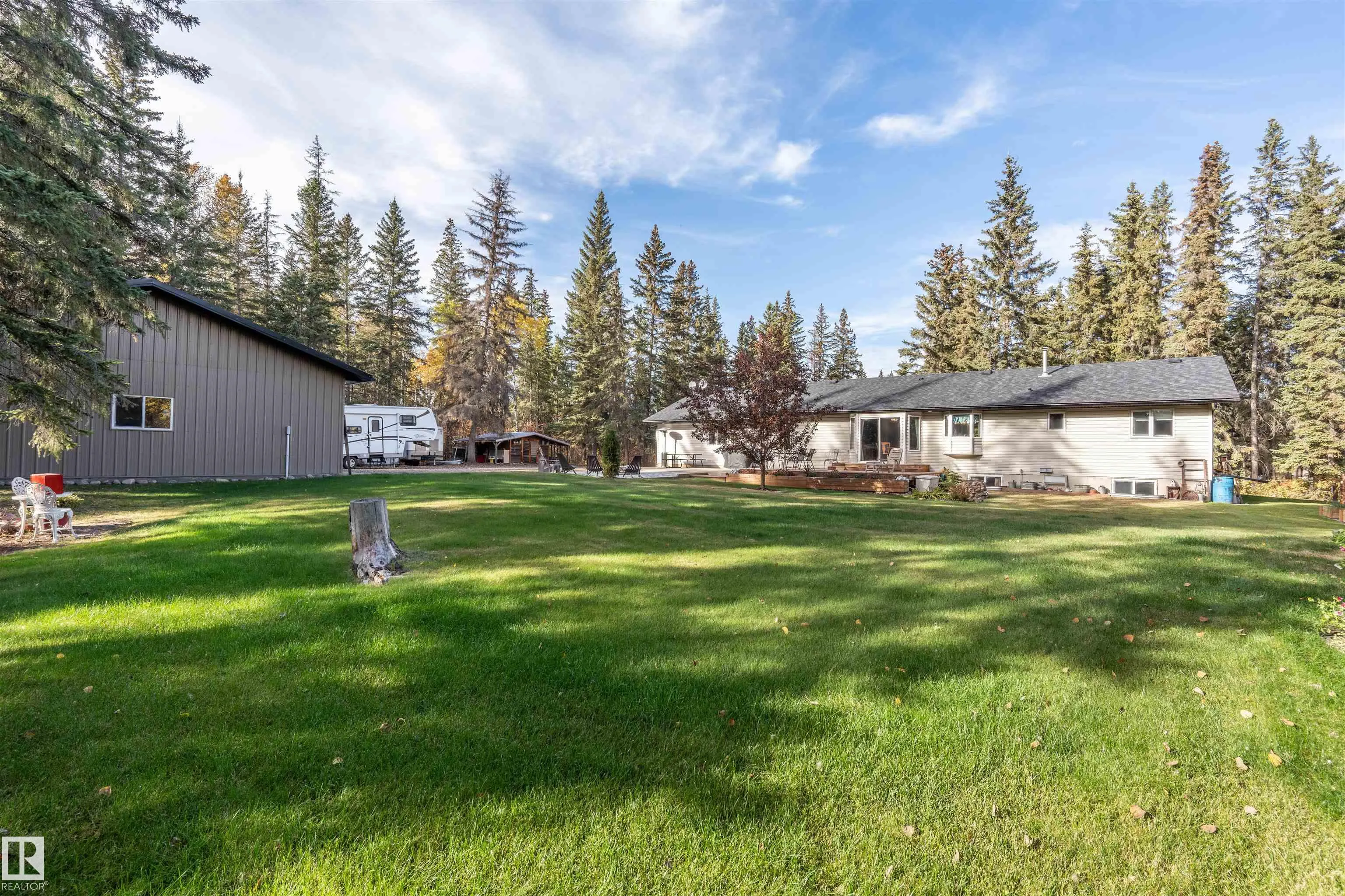 7 61307 Range Road 470