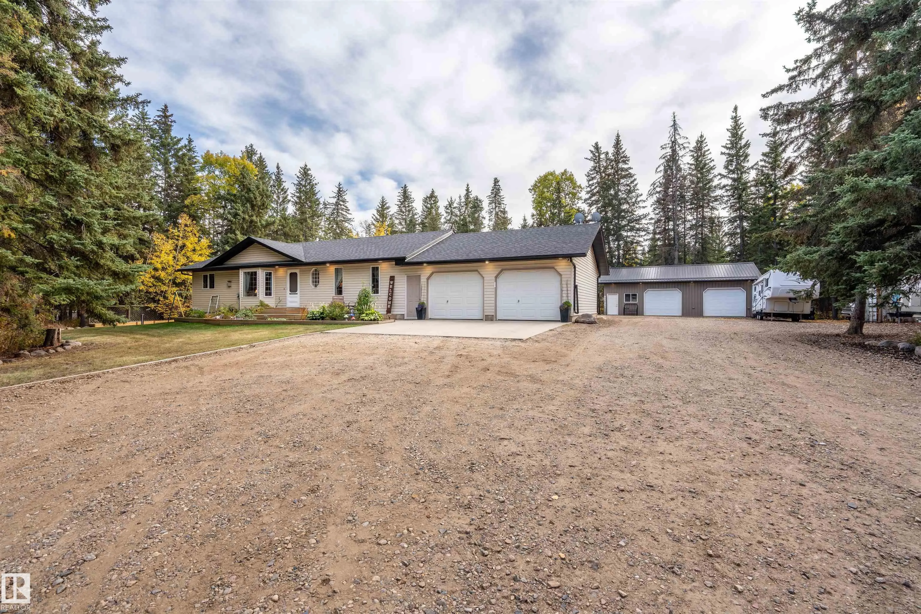 7 61307 Range Road 470