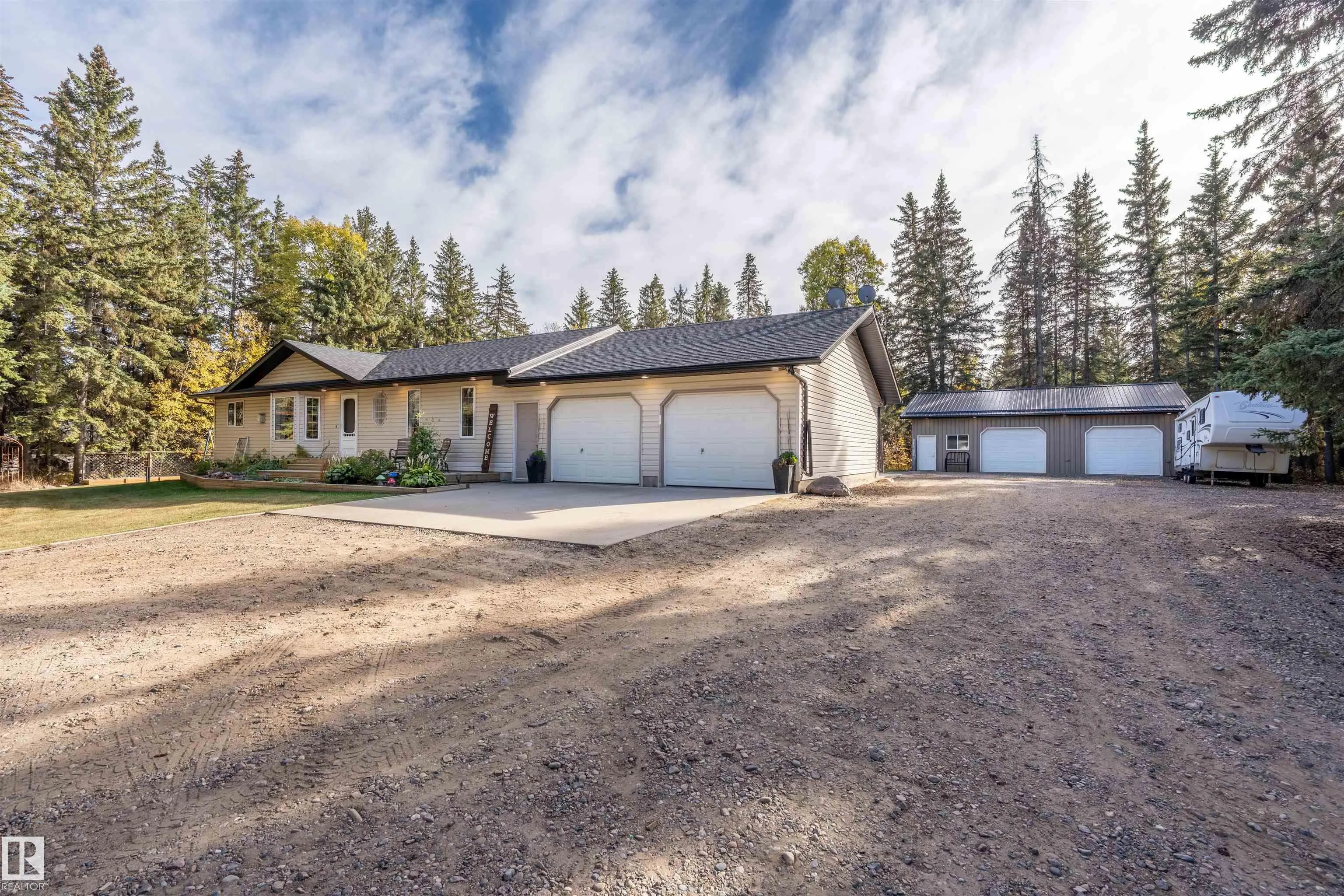 7 61307 Range Road 470