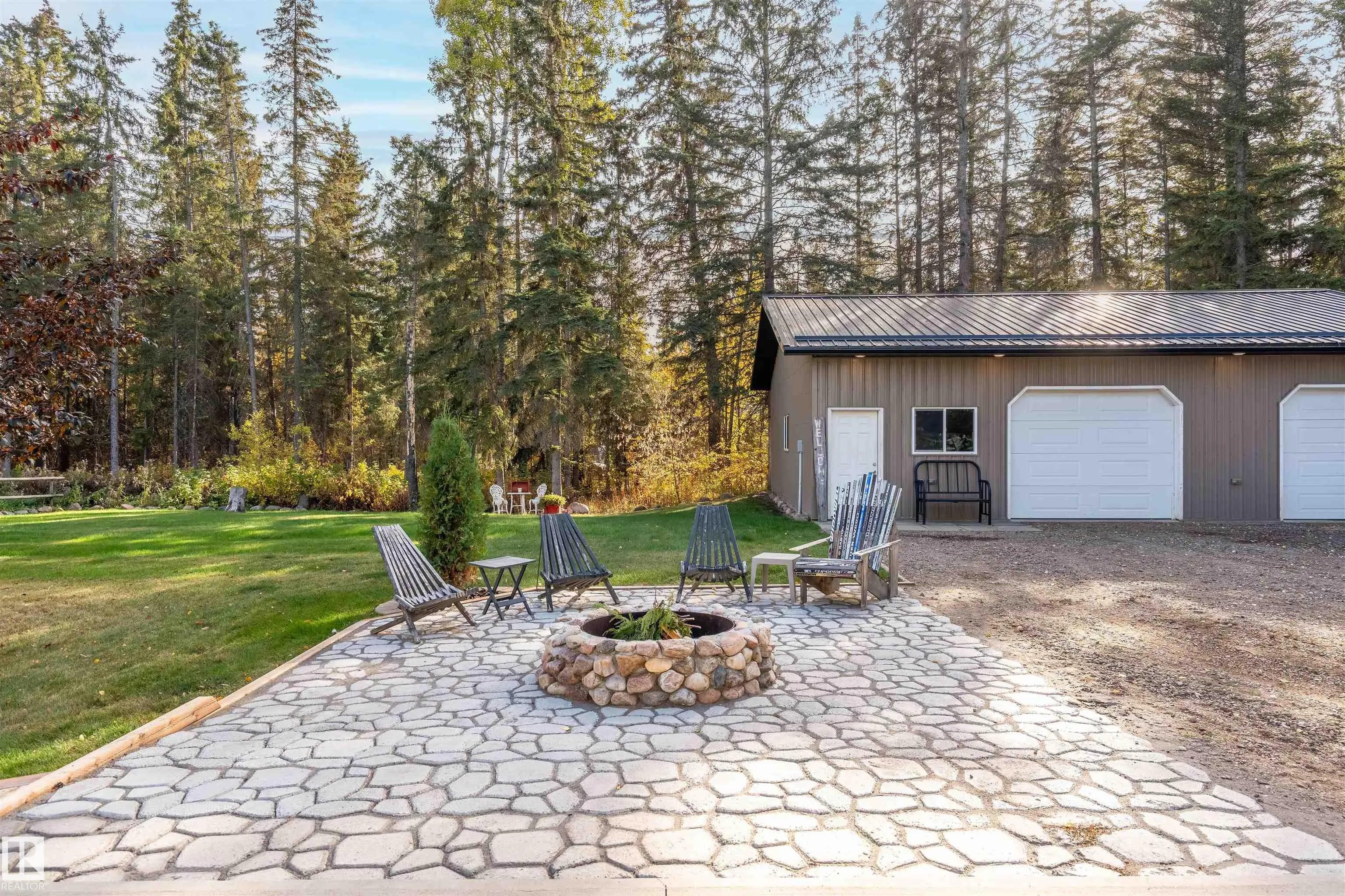 7 61307 Range Road 470