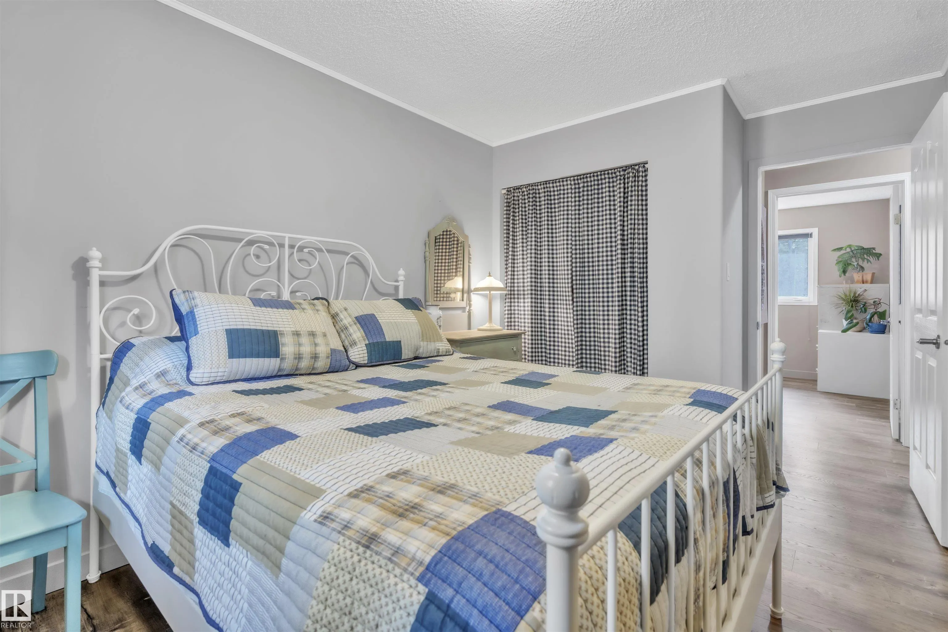 7 61307 Range Road 470