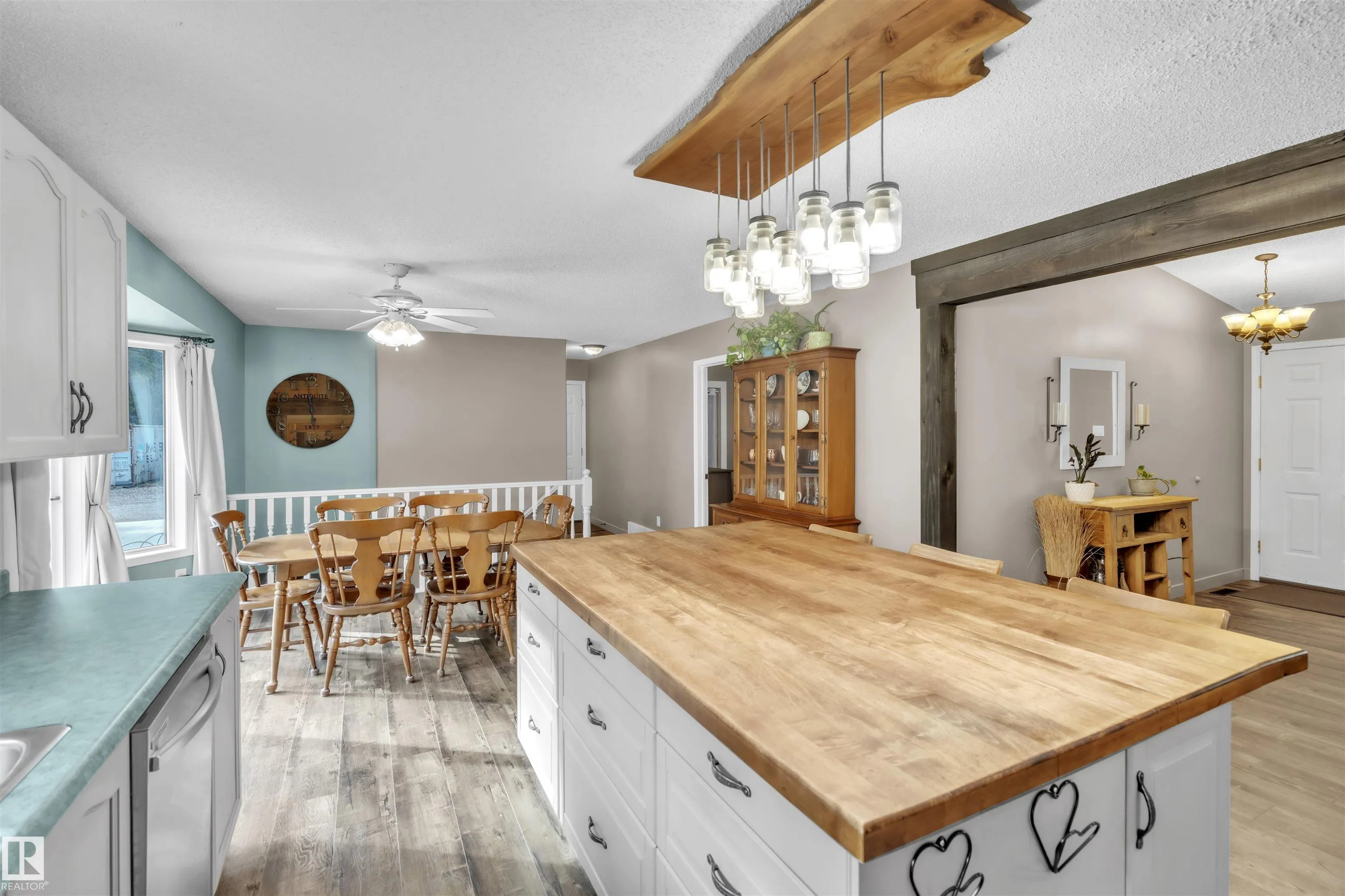 7 61307 Range Road 470