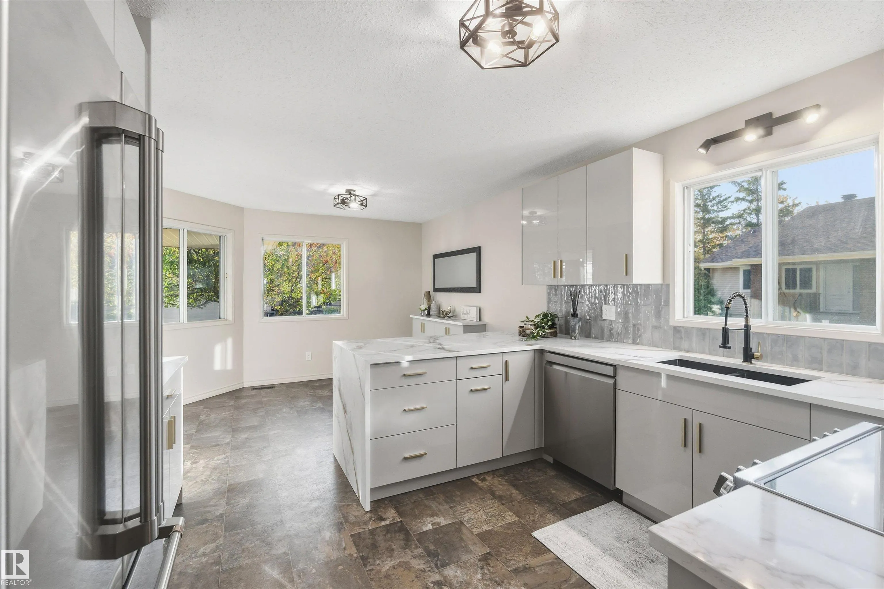 163 OEMING Road