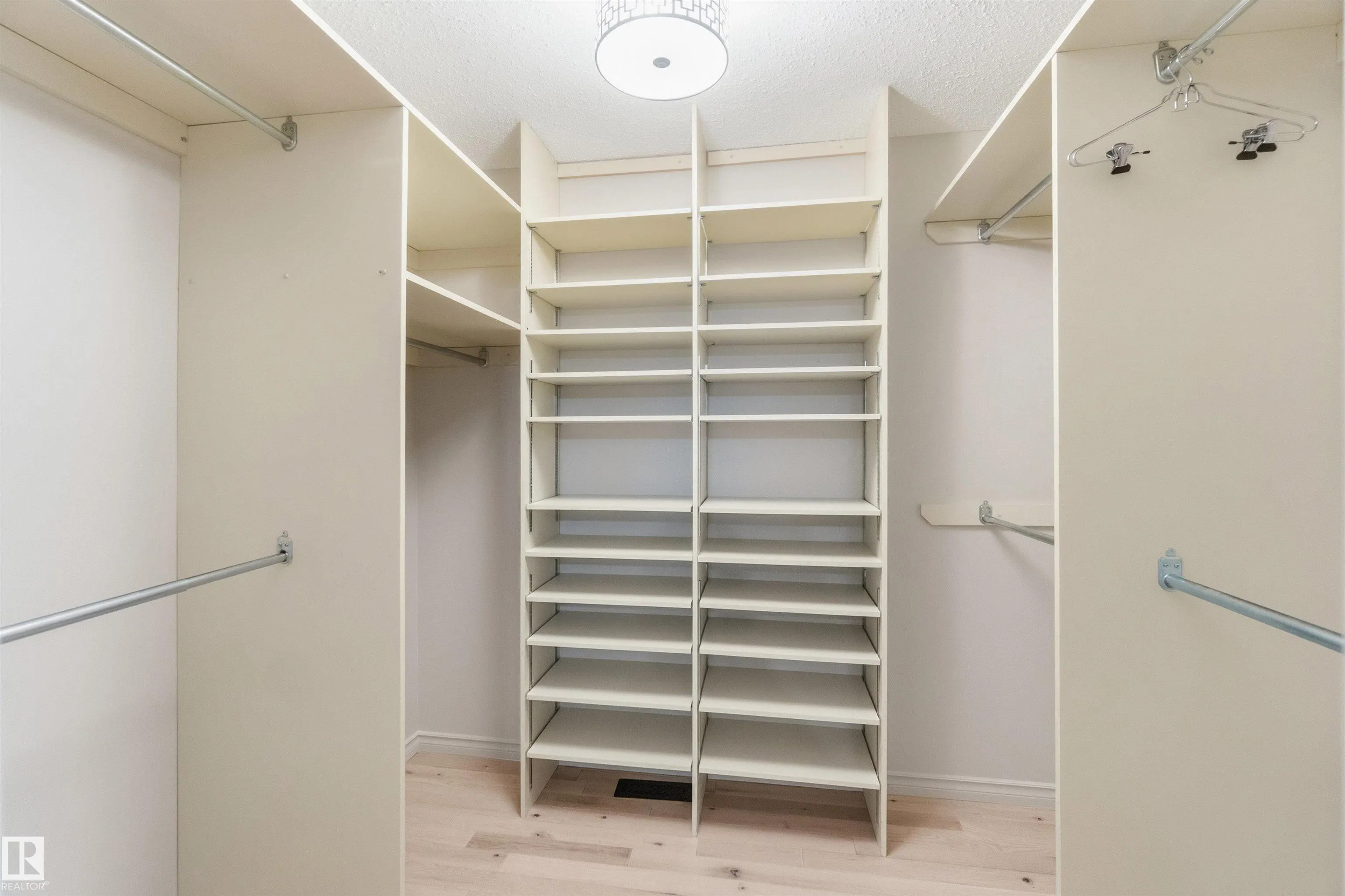 163 OEMING Road