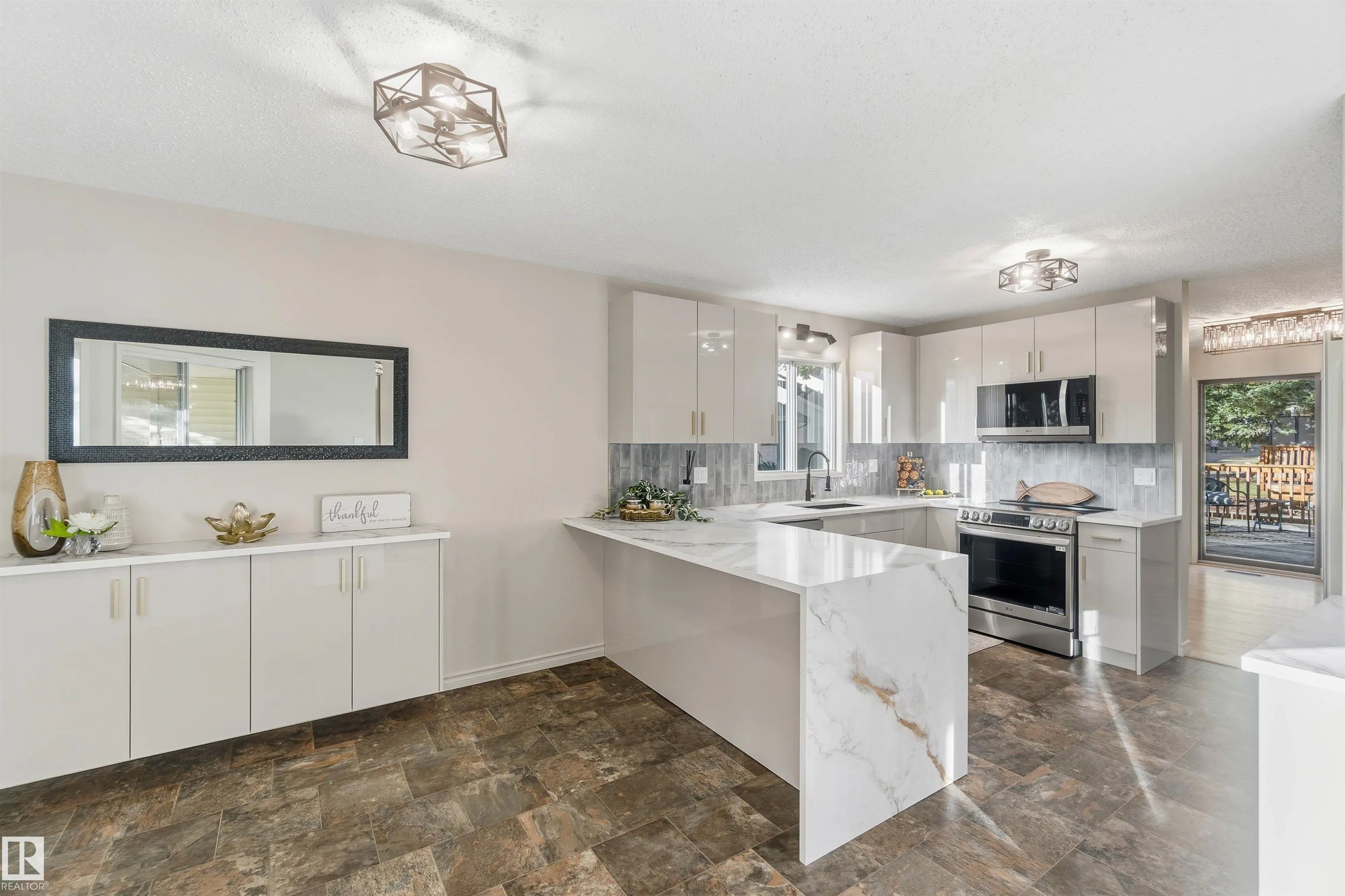 163 OEMING Road