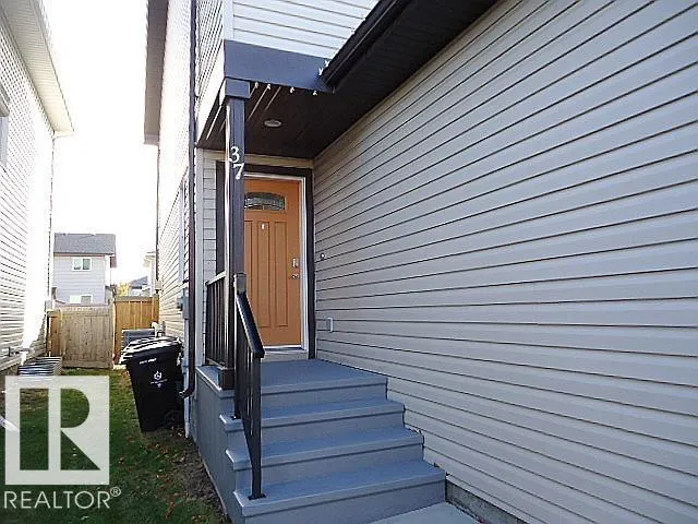 37 ROSEBERRY Lane