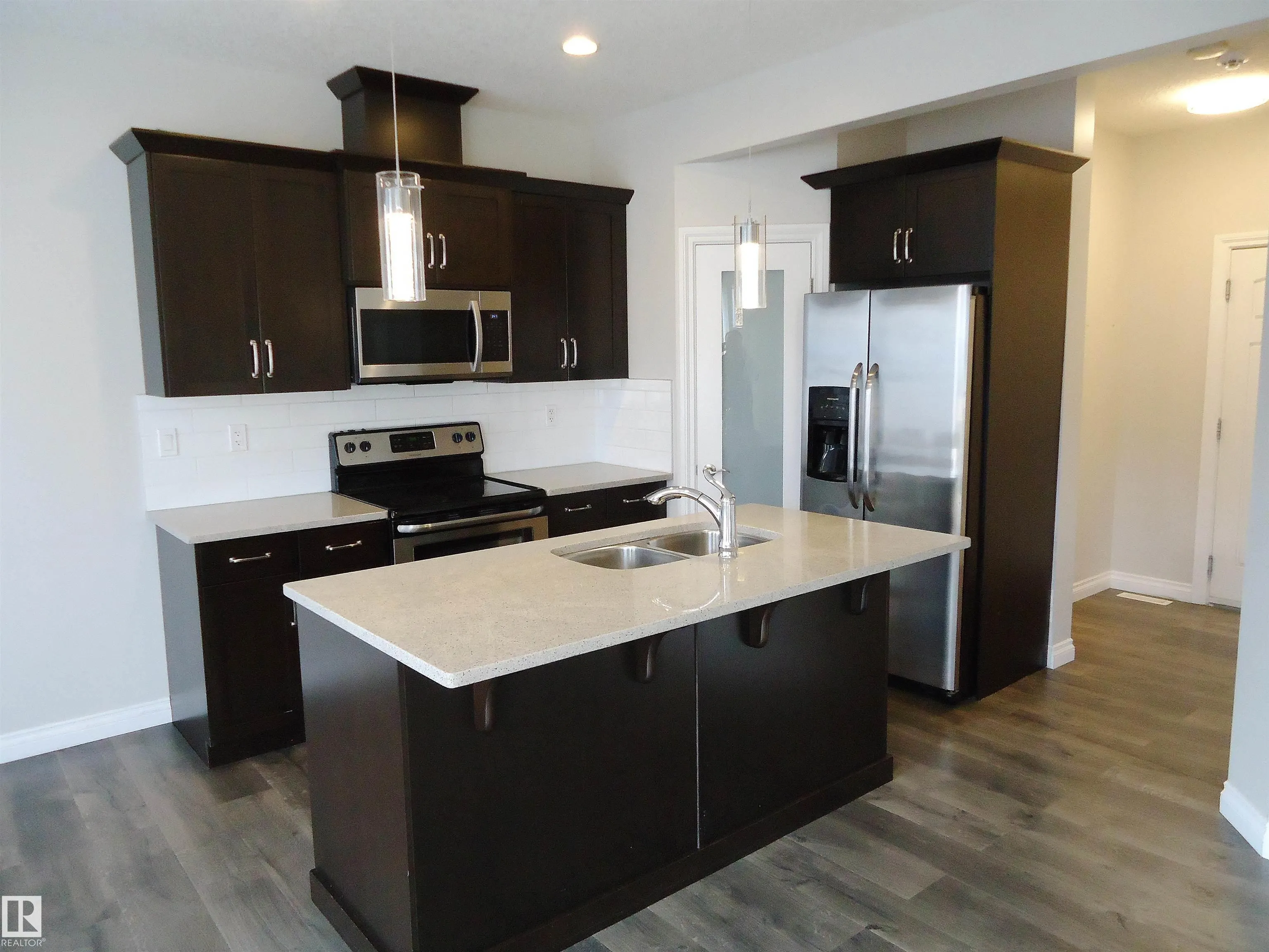 37 ROSEBERRY Lane