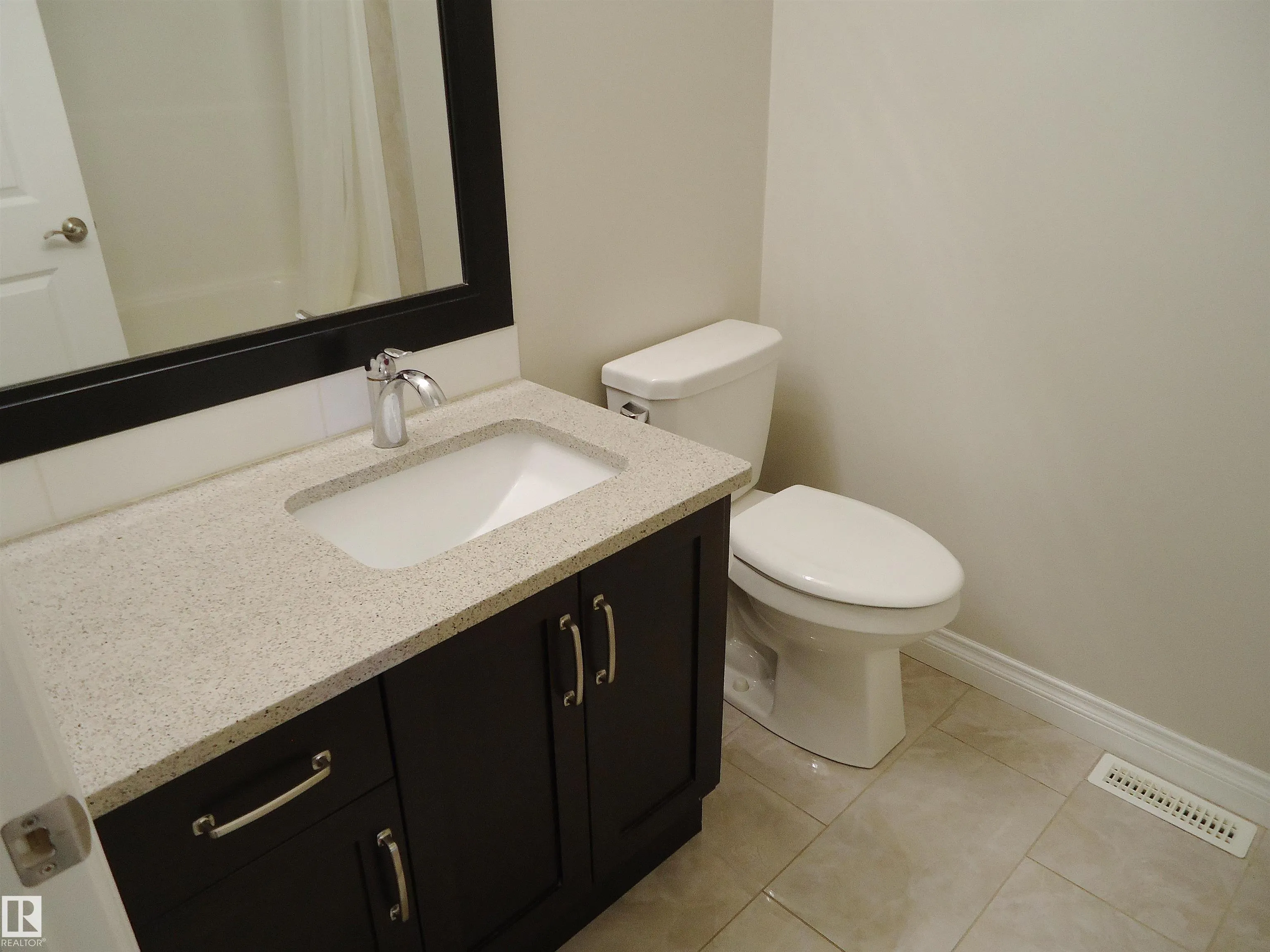 37 ROSEBERRY Lane